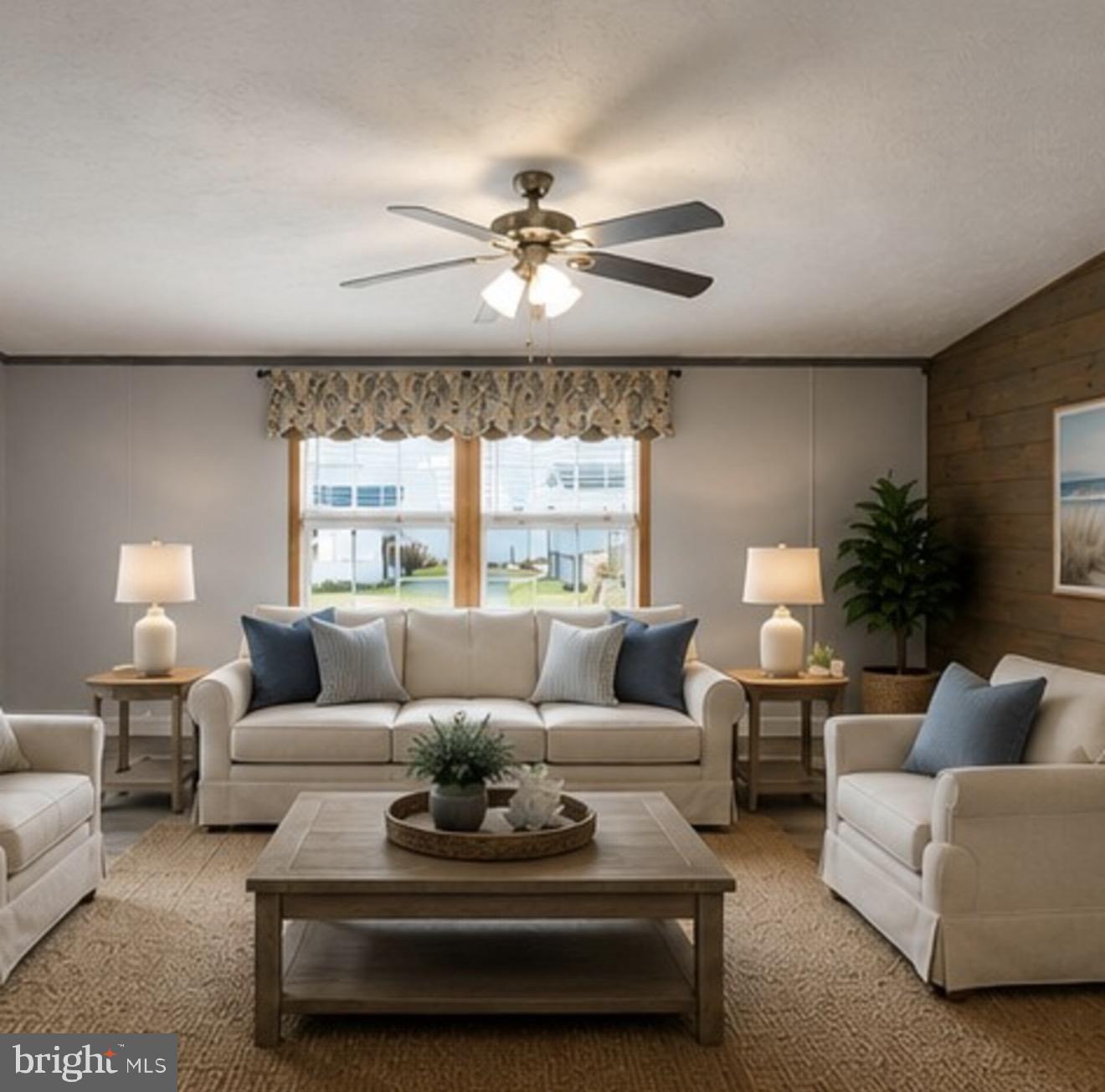 WHITE HOUSE BEACH - Residential