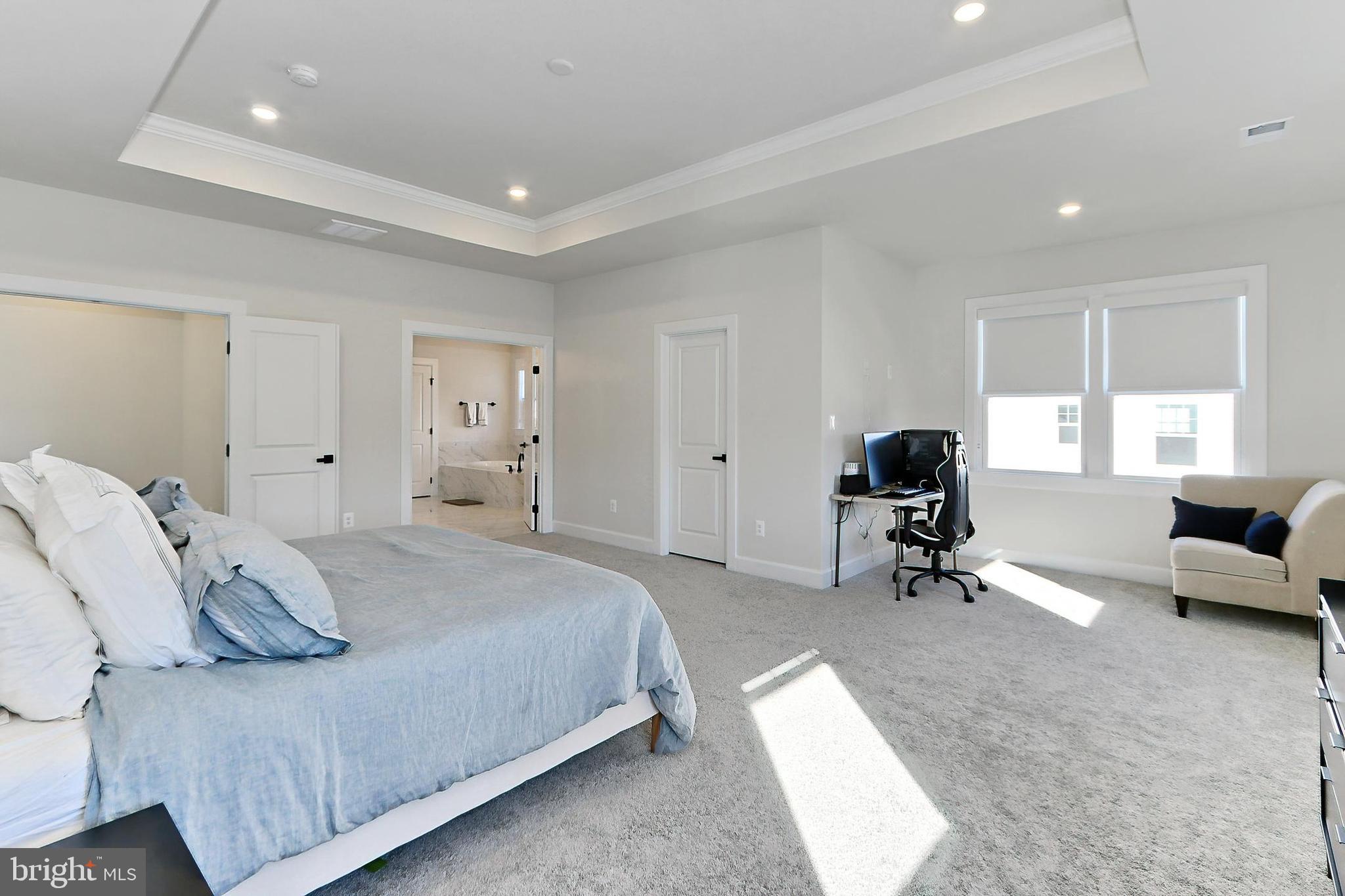 VIRGINIA CROSSING - Residential