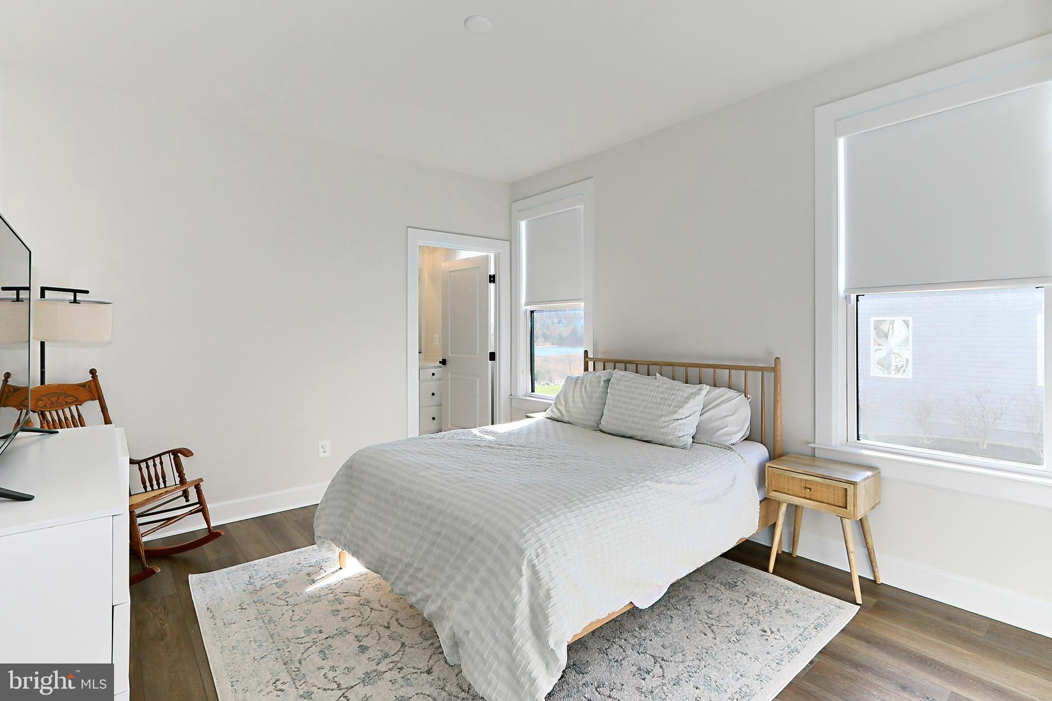 VIRGINIA CROSSING - Residential