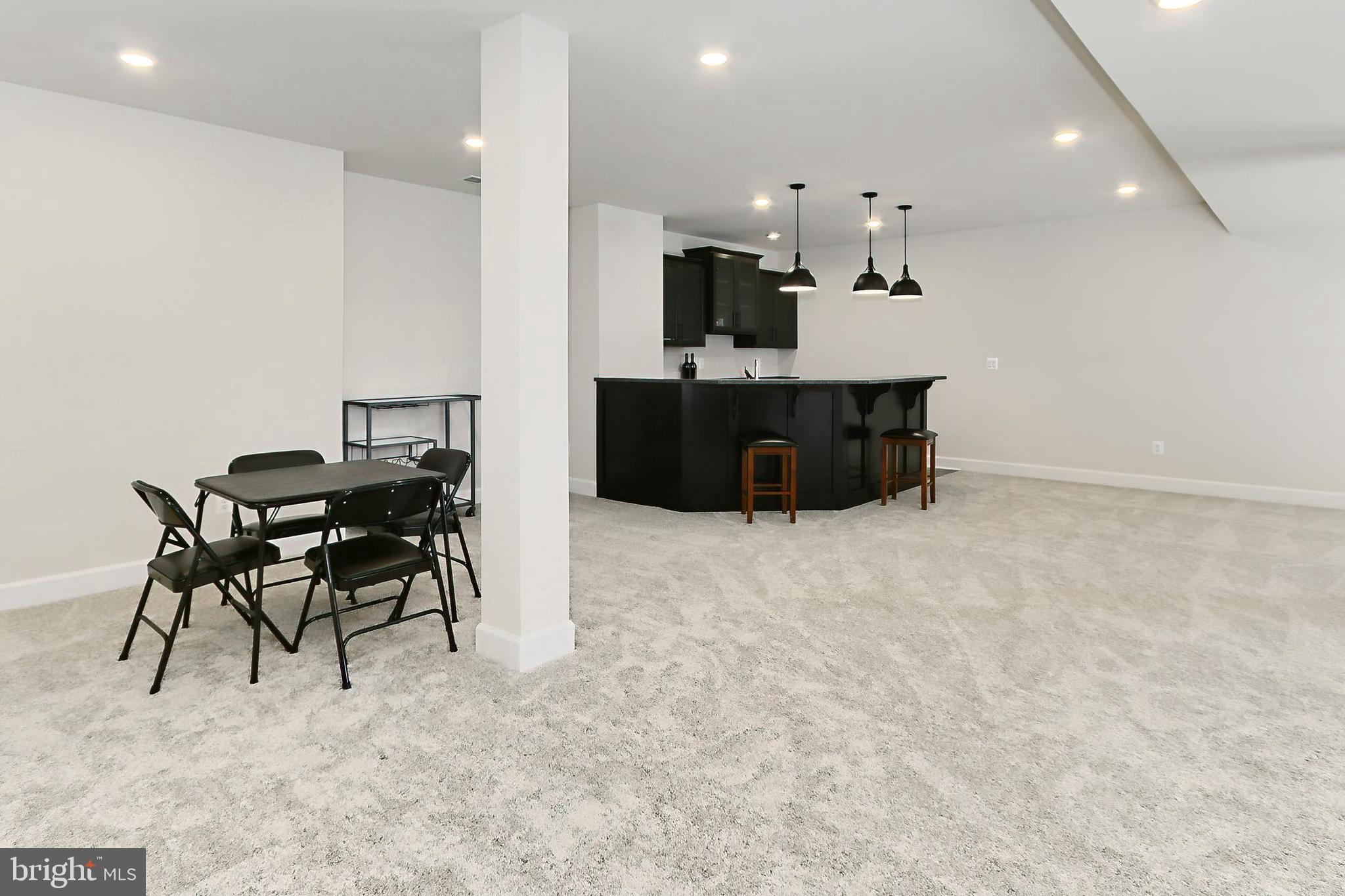 VIRGINIA CROSSING - Residential