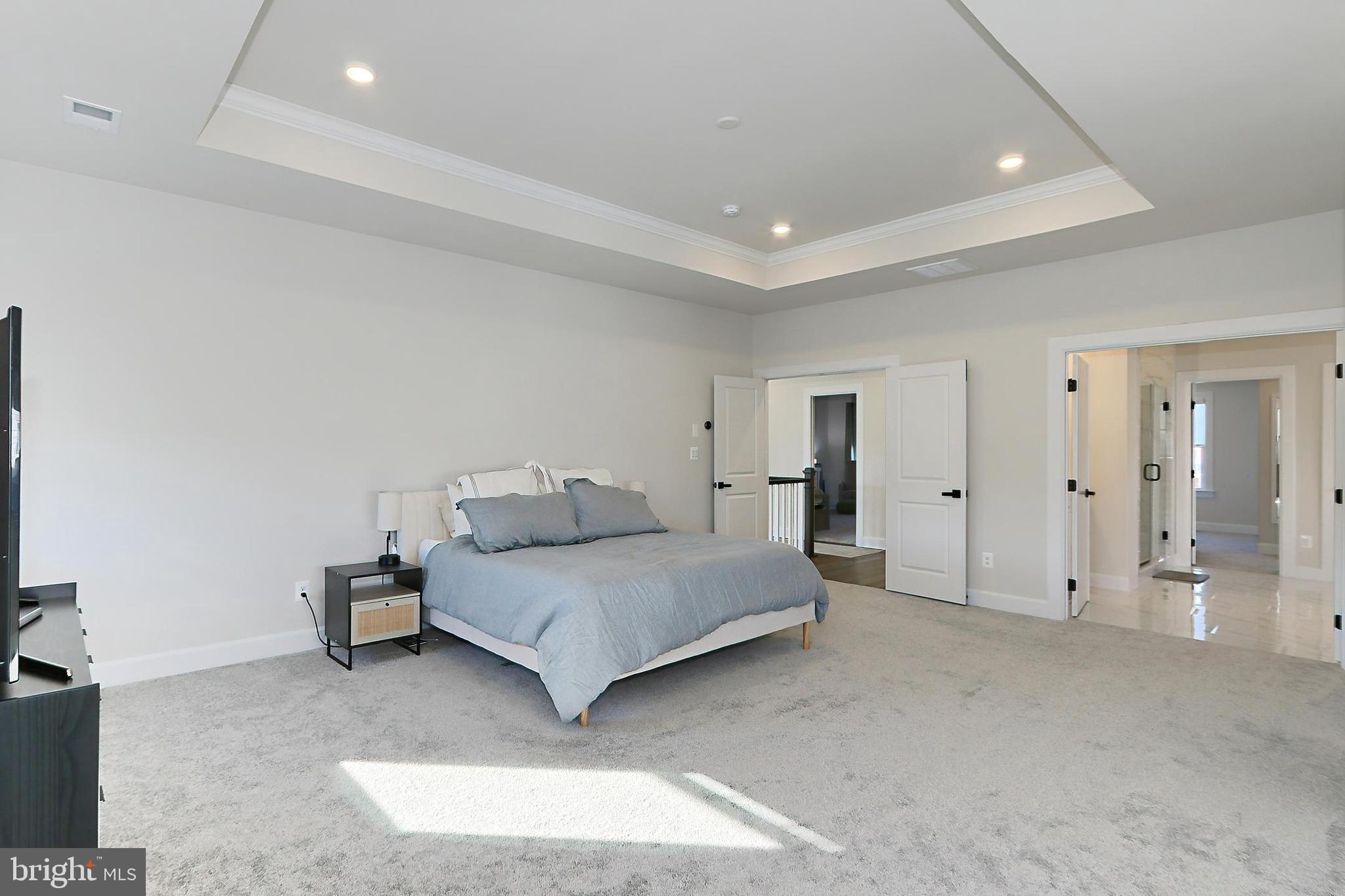 VIRGINIA CROSSING - Residential