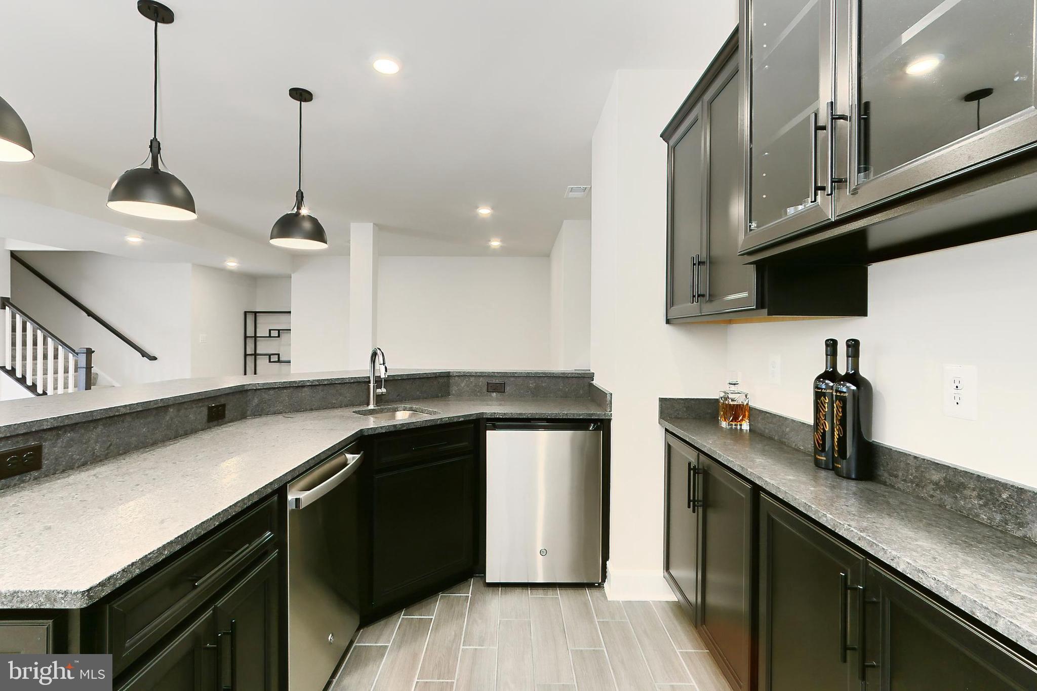 VIRGINIA CROSSING - Residential