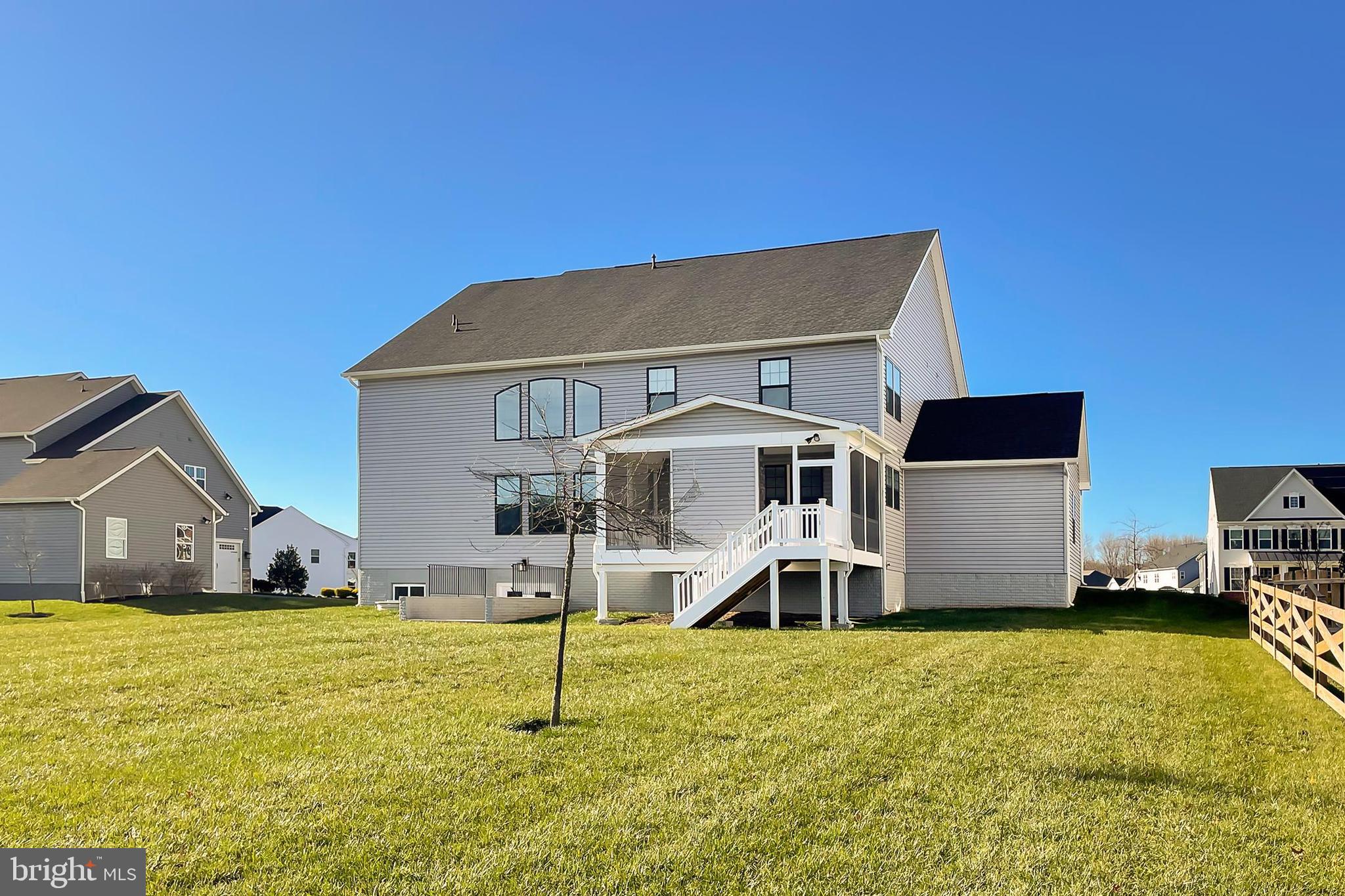 VIRGINIA CROSSING - Residential