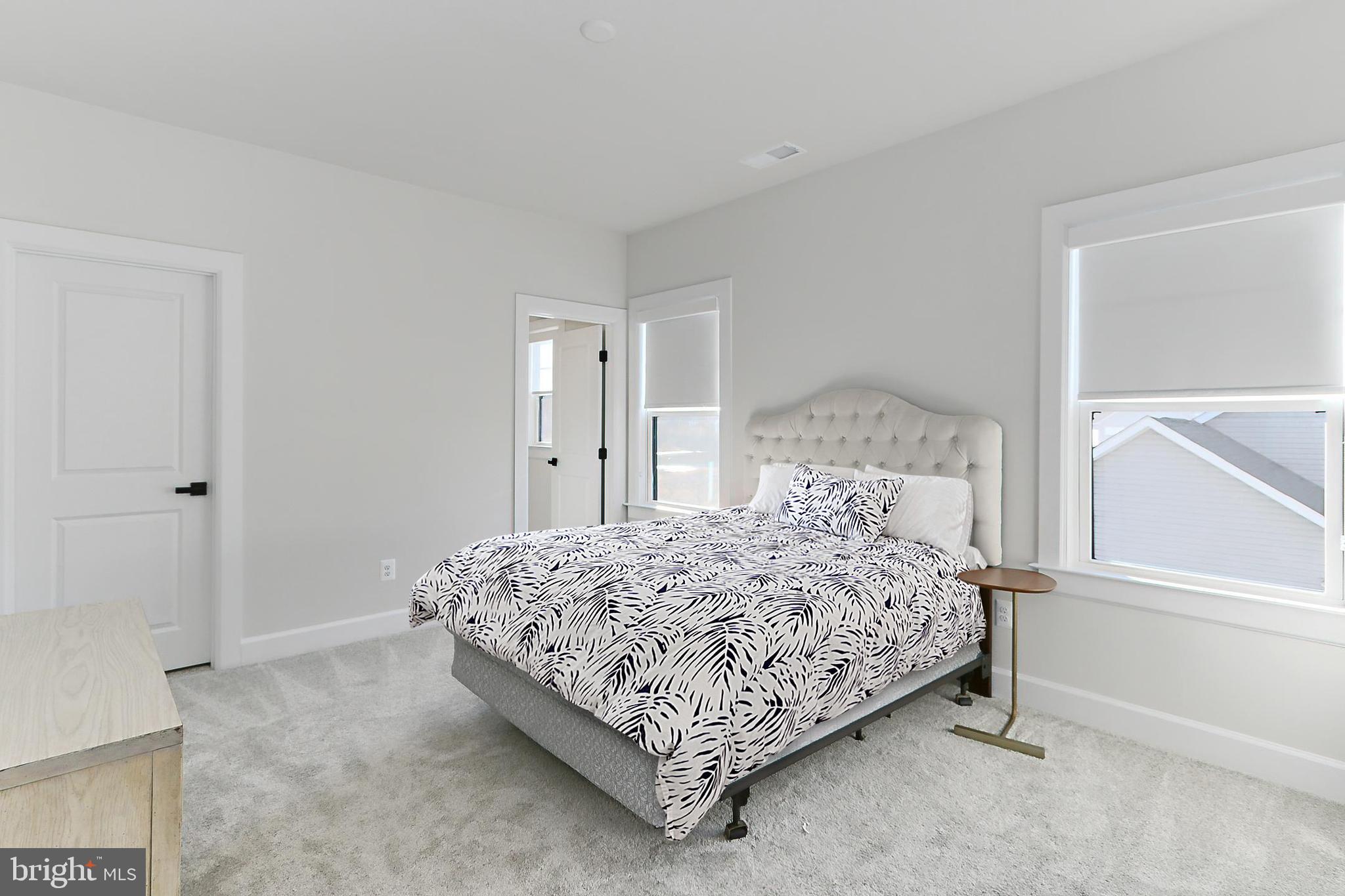 VIRGINIA CROSSING - Residential