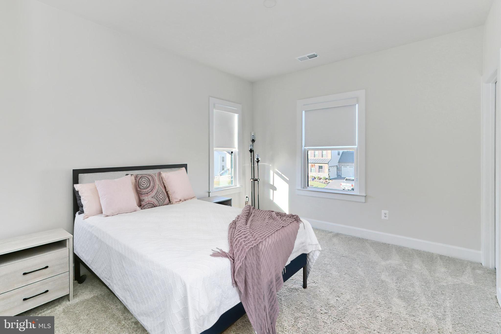 VIRGINIA CROSSING - Residential