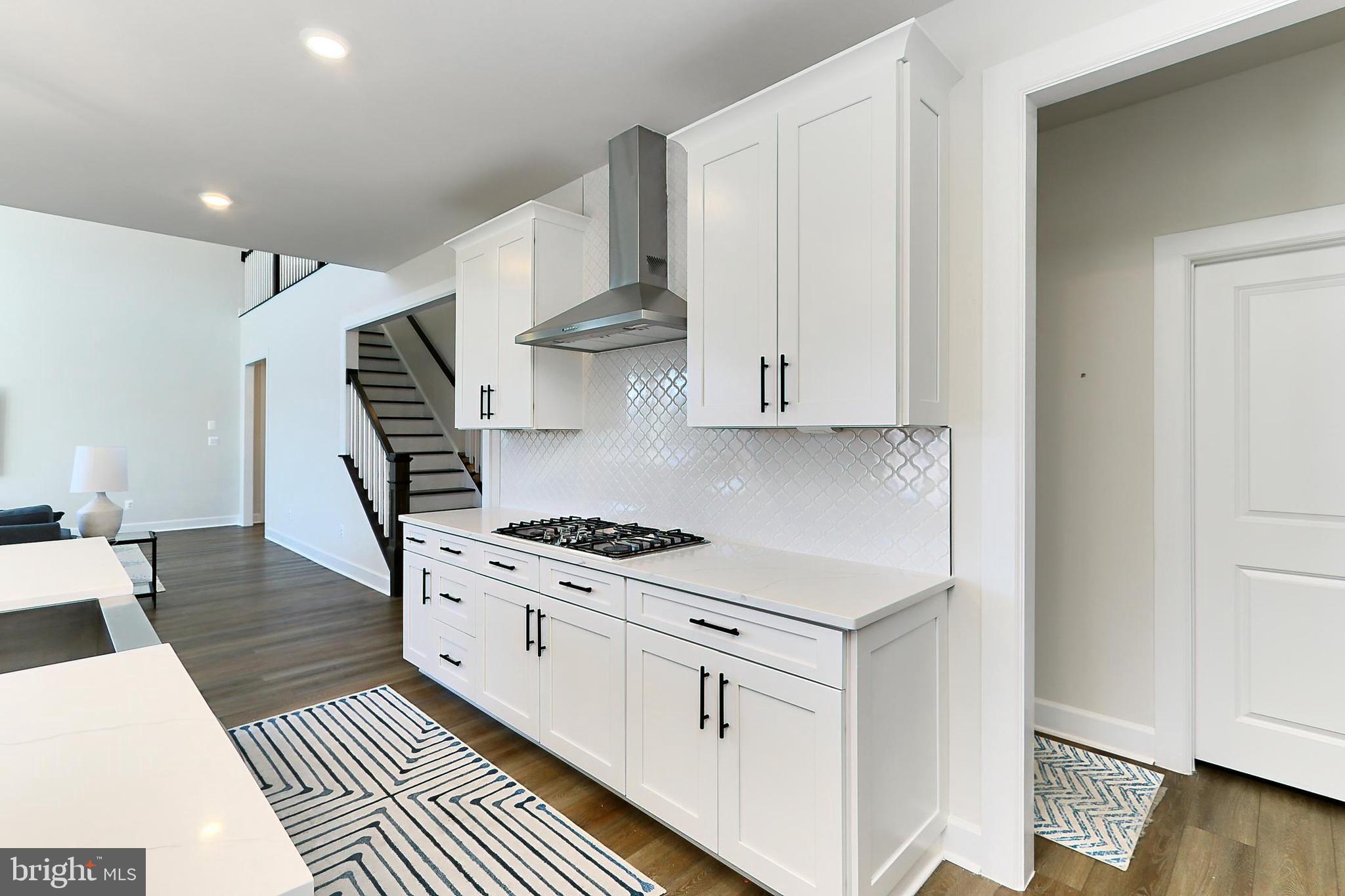 VIRGINIA CROSSING - Residential