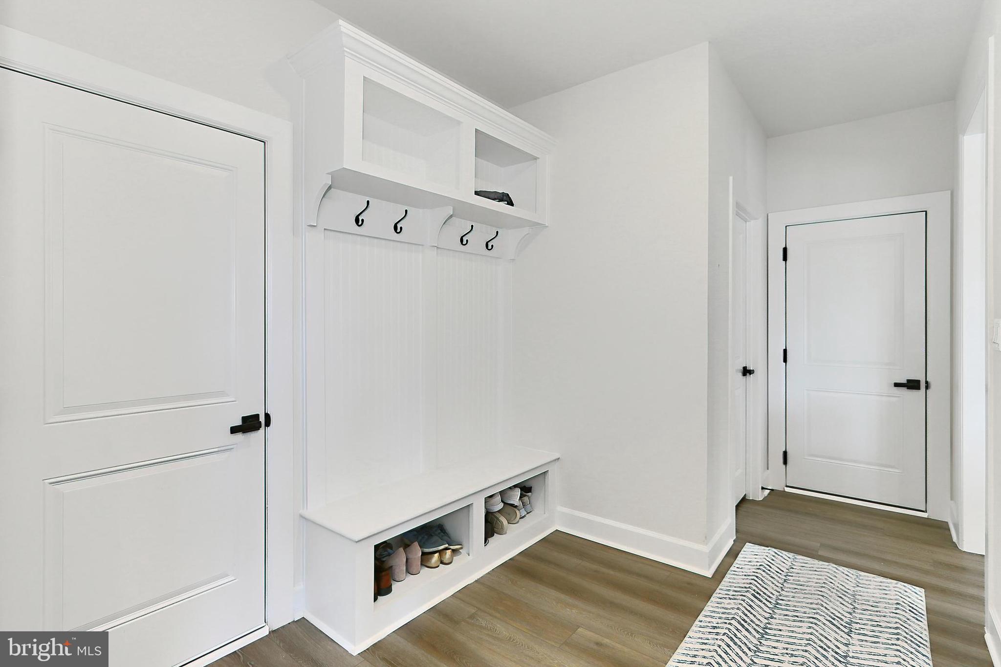 VIRGINIA CROSSING - Residential