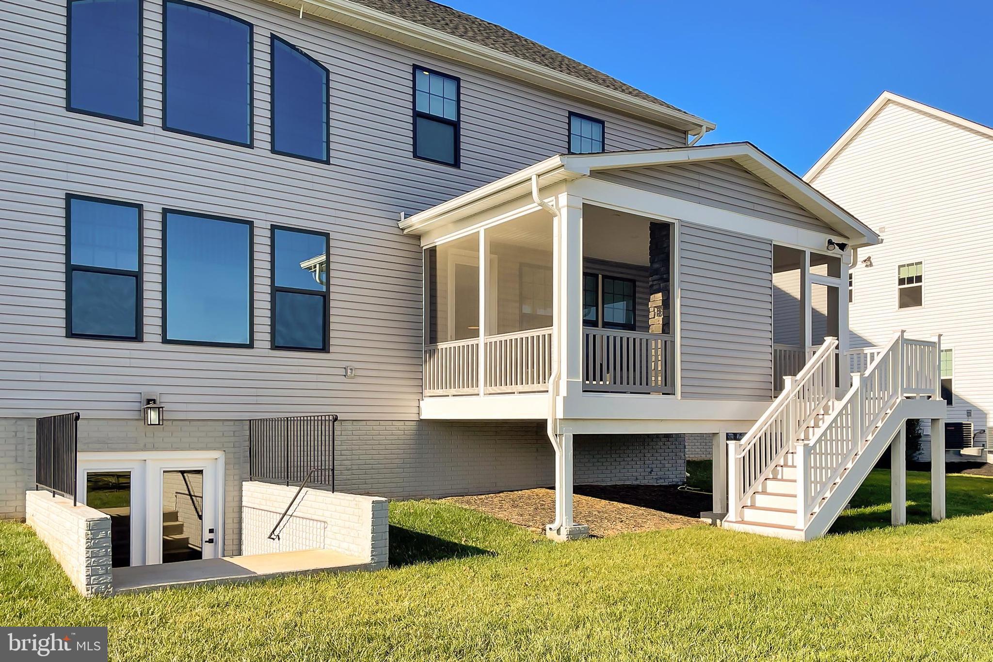 VIRGINIA CROSSING - Residential