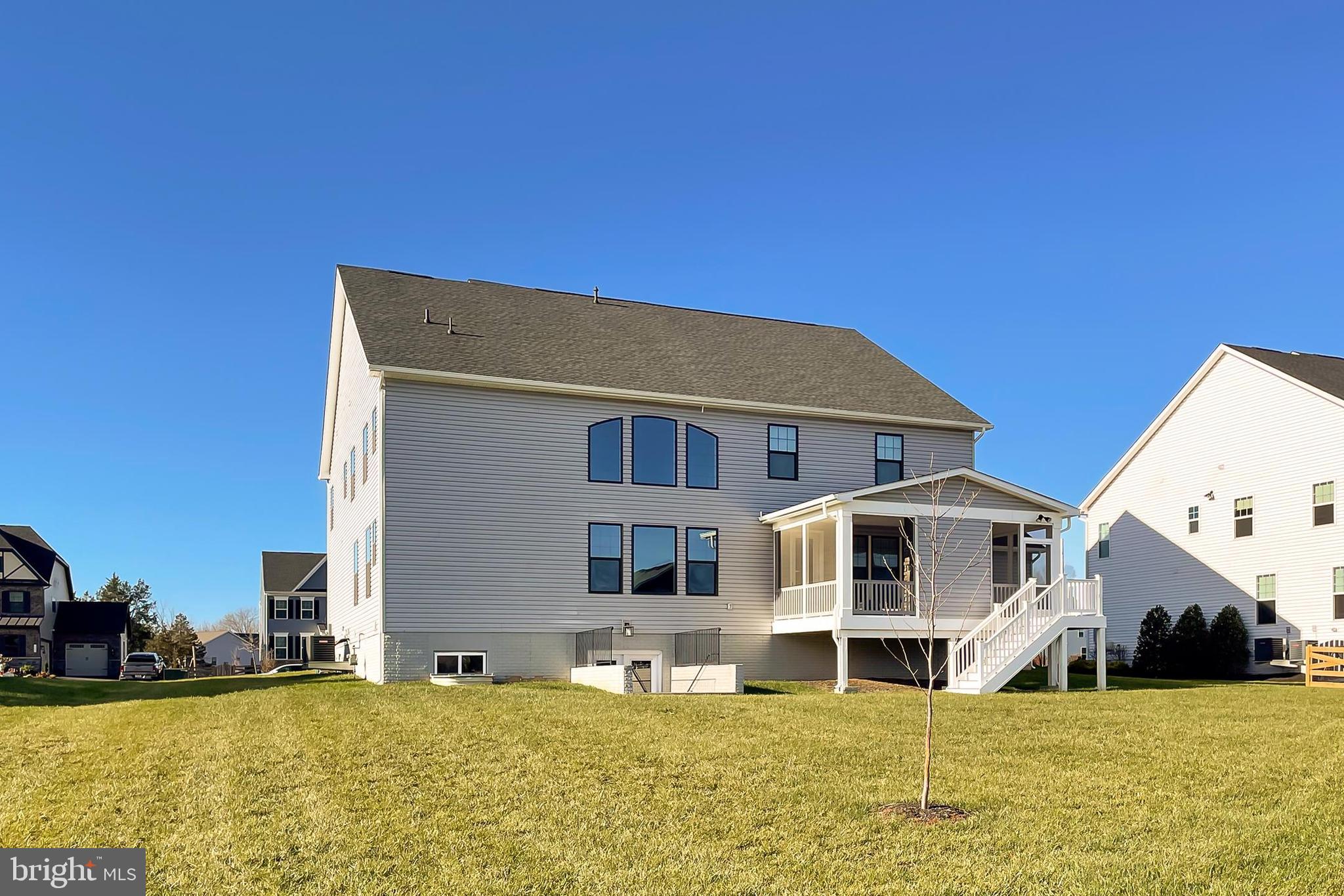 VIRGINIA CROSSING - Residential