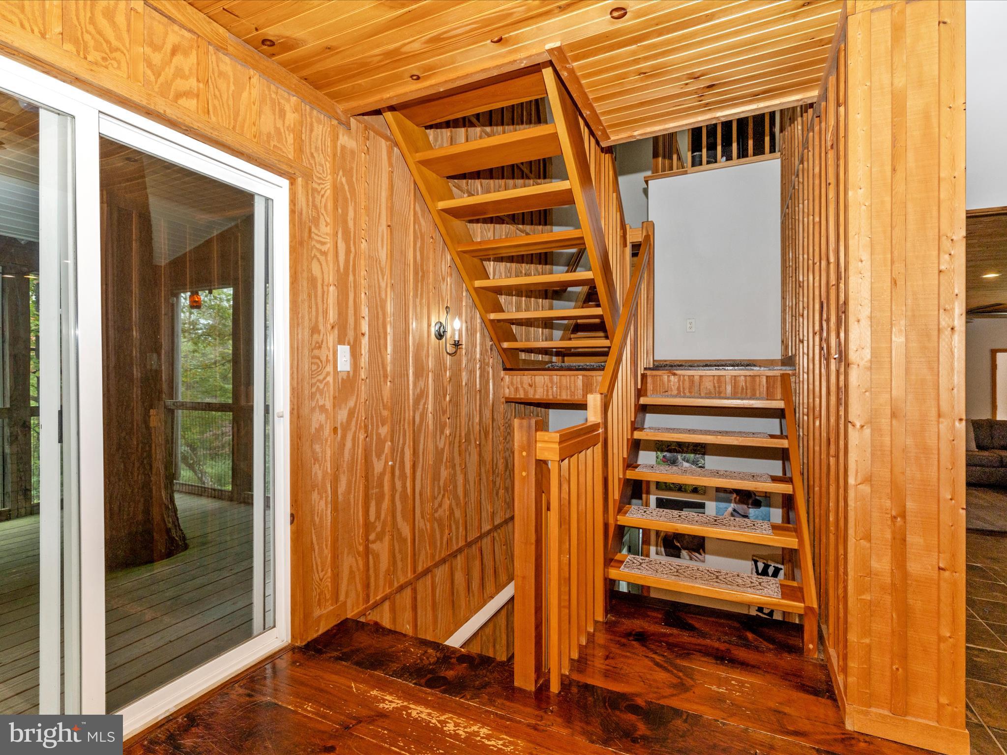 MIDDLETOWN - Residential