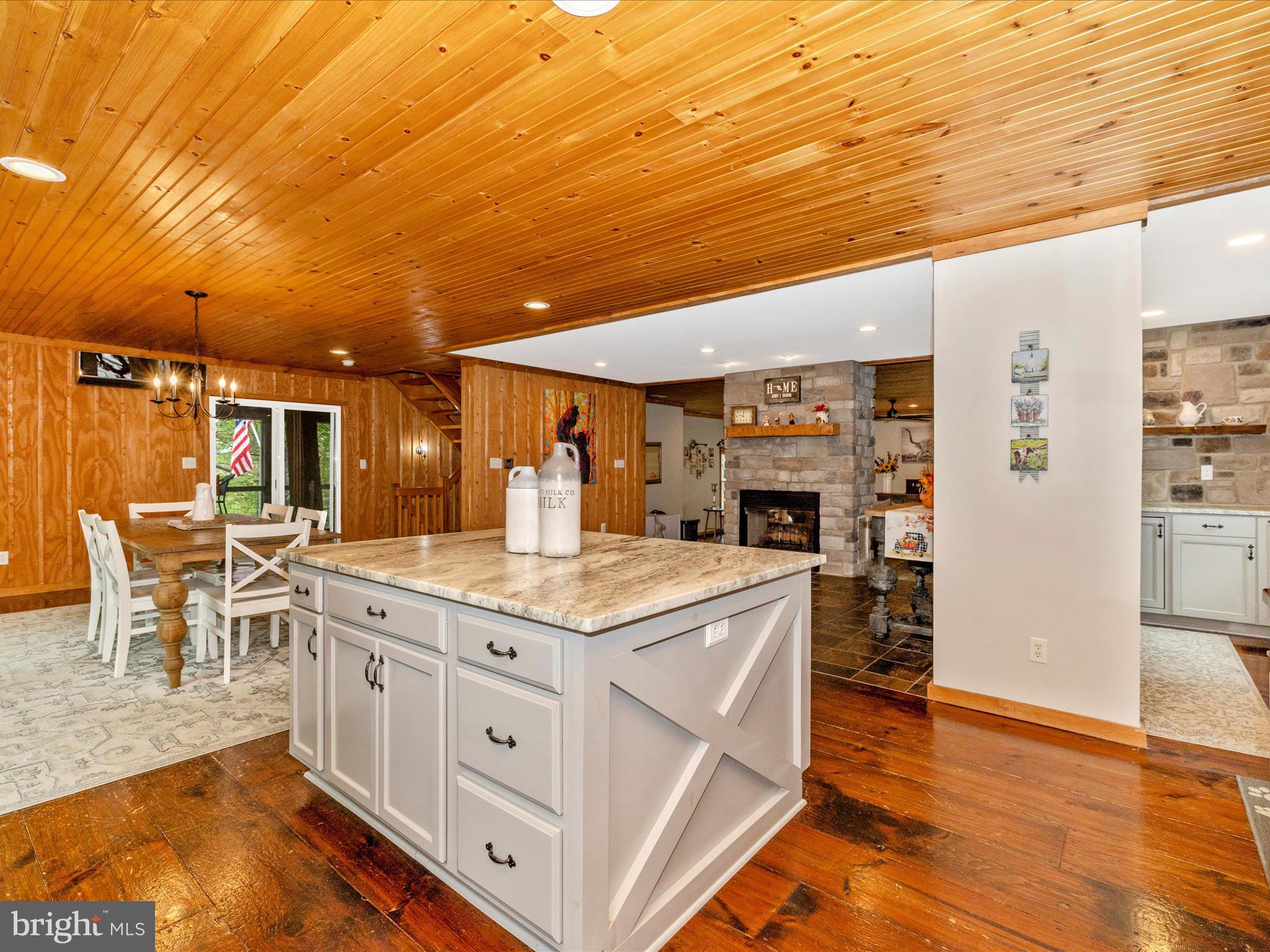 MIDDLETOWN - Residential