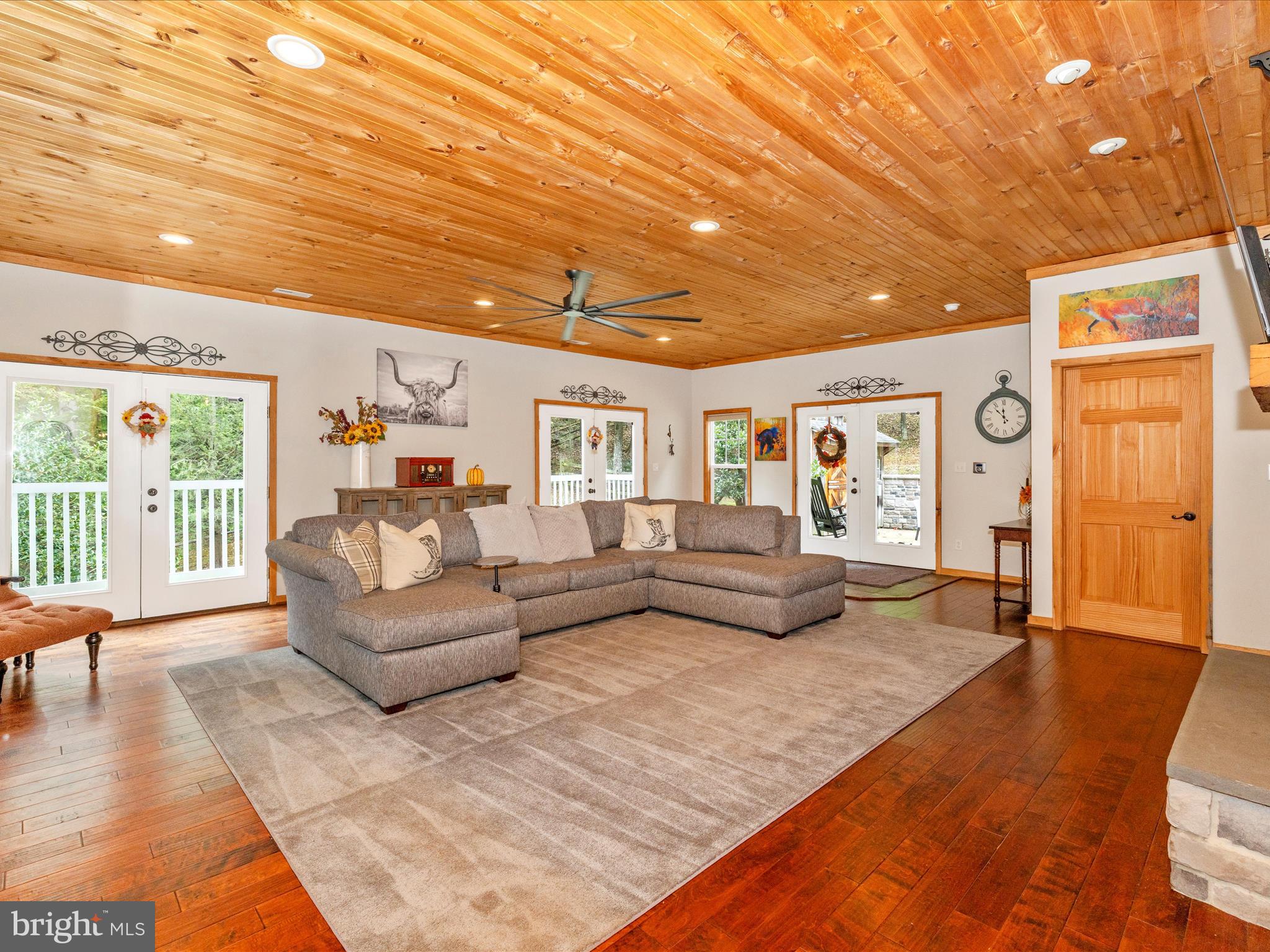 MIDDLETOWN - Residential