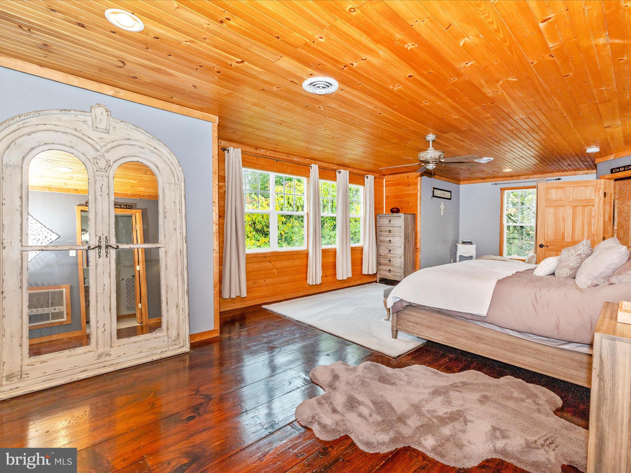 MIDDLETOWN - Residential