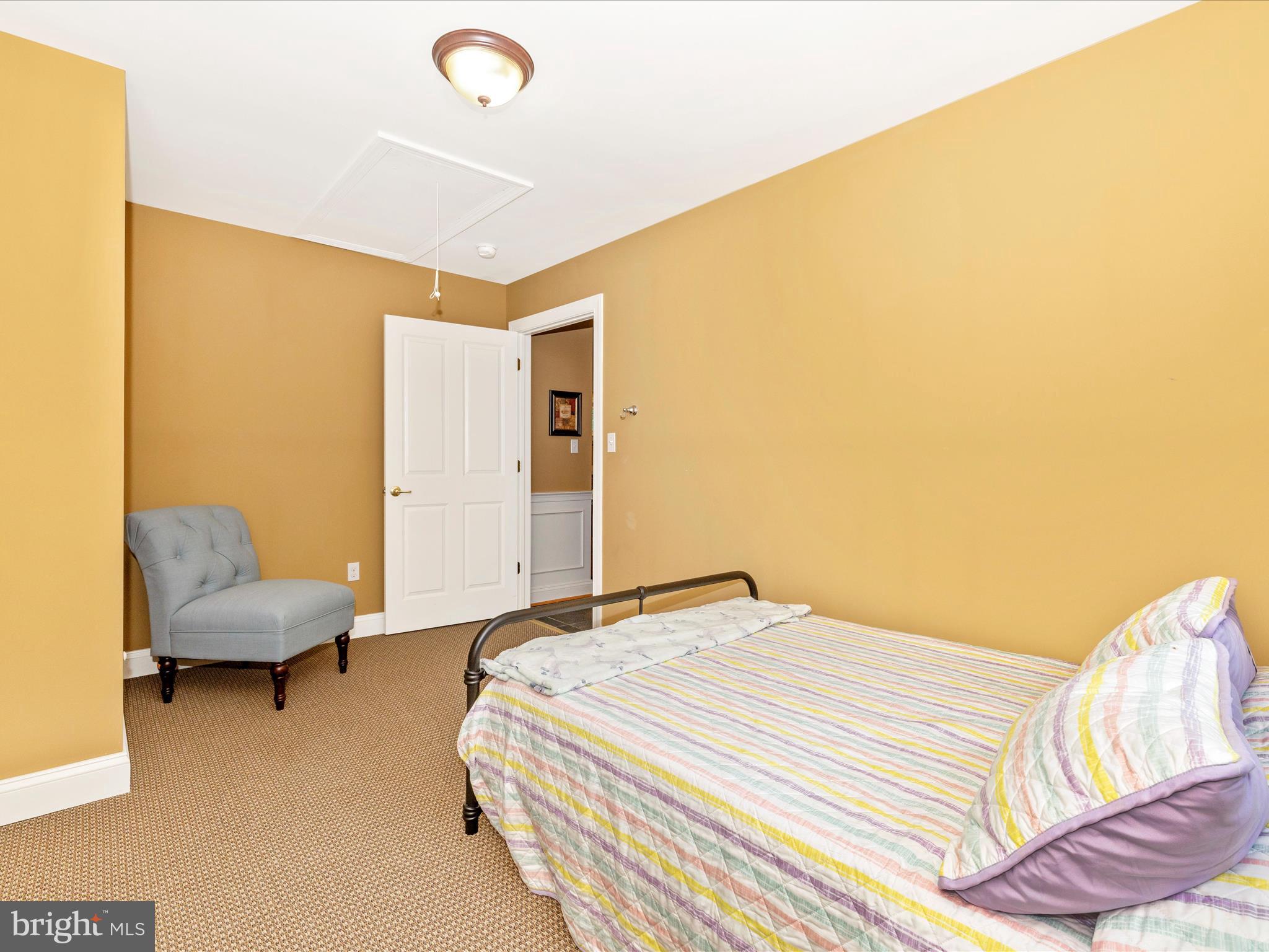 MIDDLETOWN - Residential