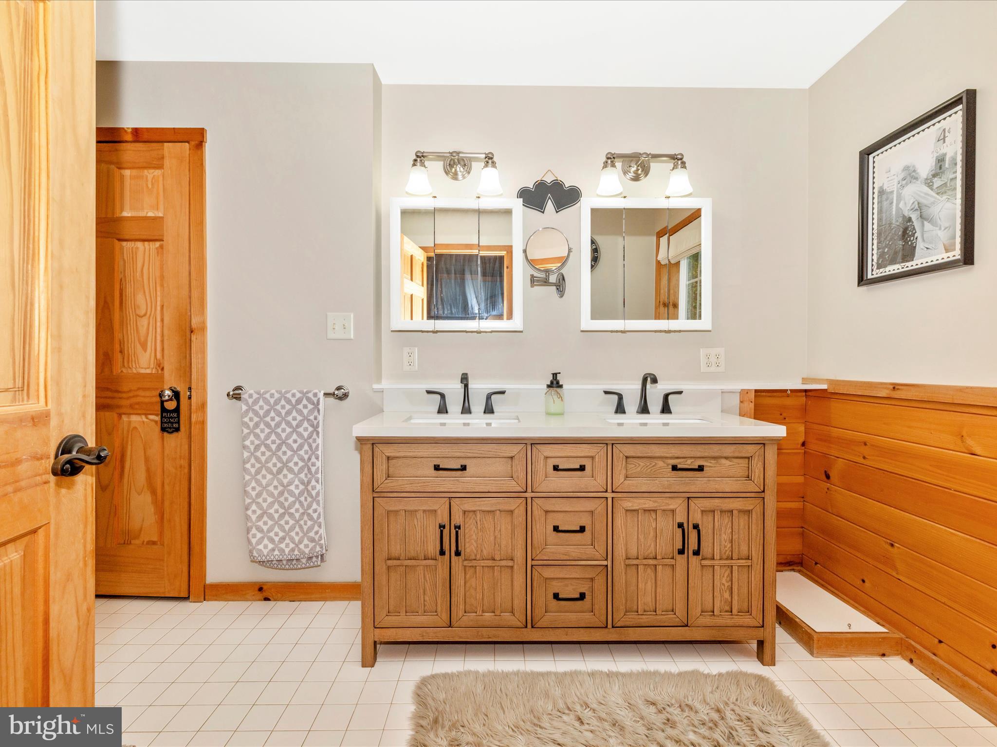 MIDDLETOWN - Residential