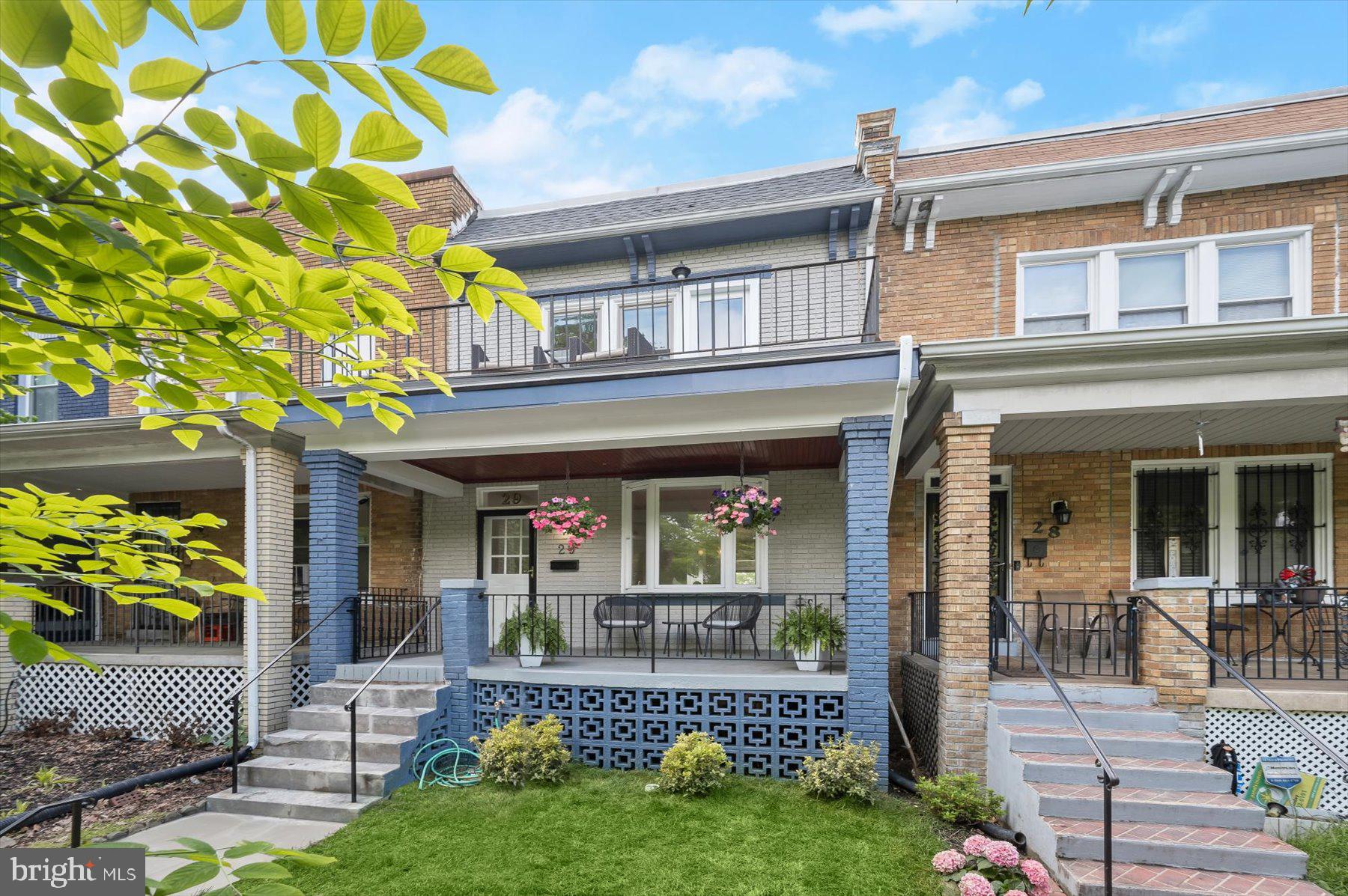 29 SHERMAN CIRCLE NW