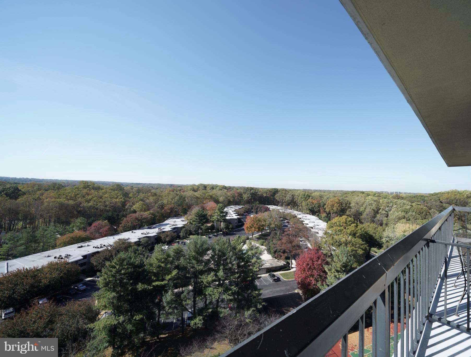 CHELSEA TOWERS - Residential