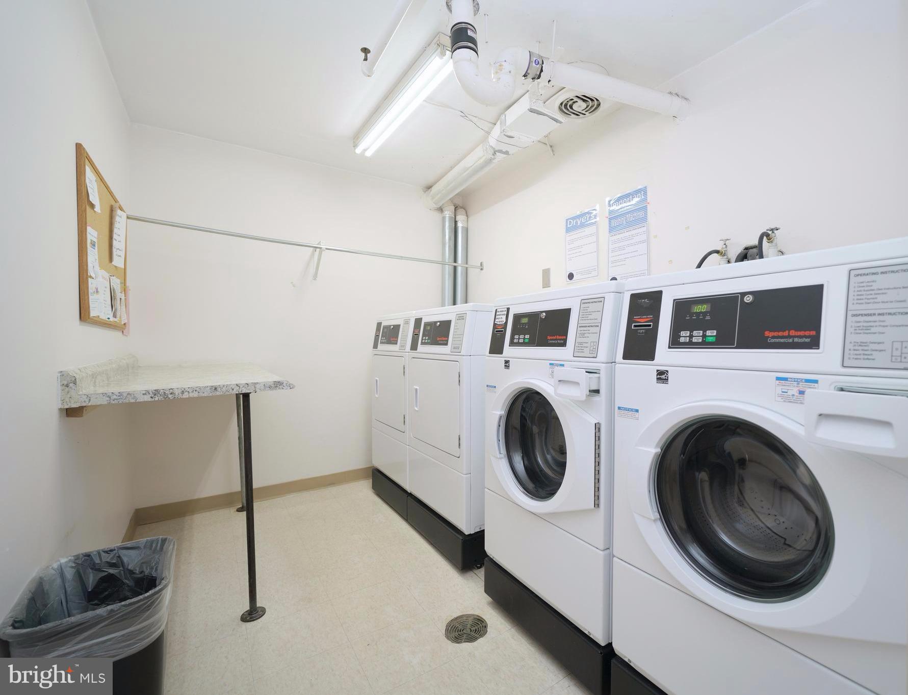 CHELSEA TOWERS - Residential