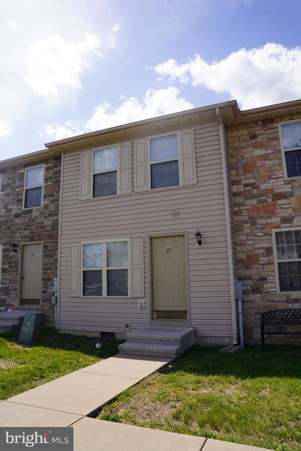 SULPHUR SPRINGS TOWNHOMES - Residential Lease