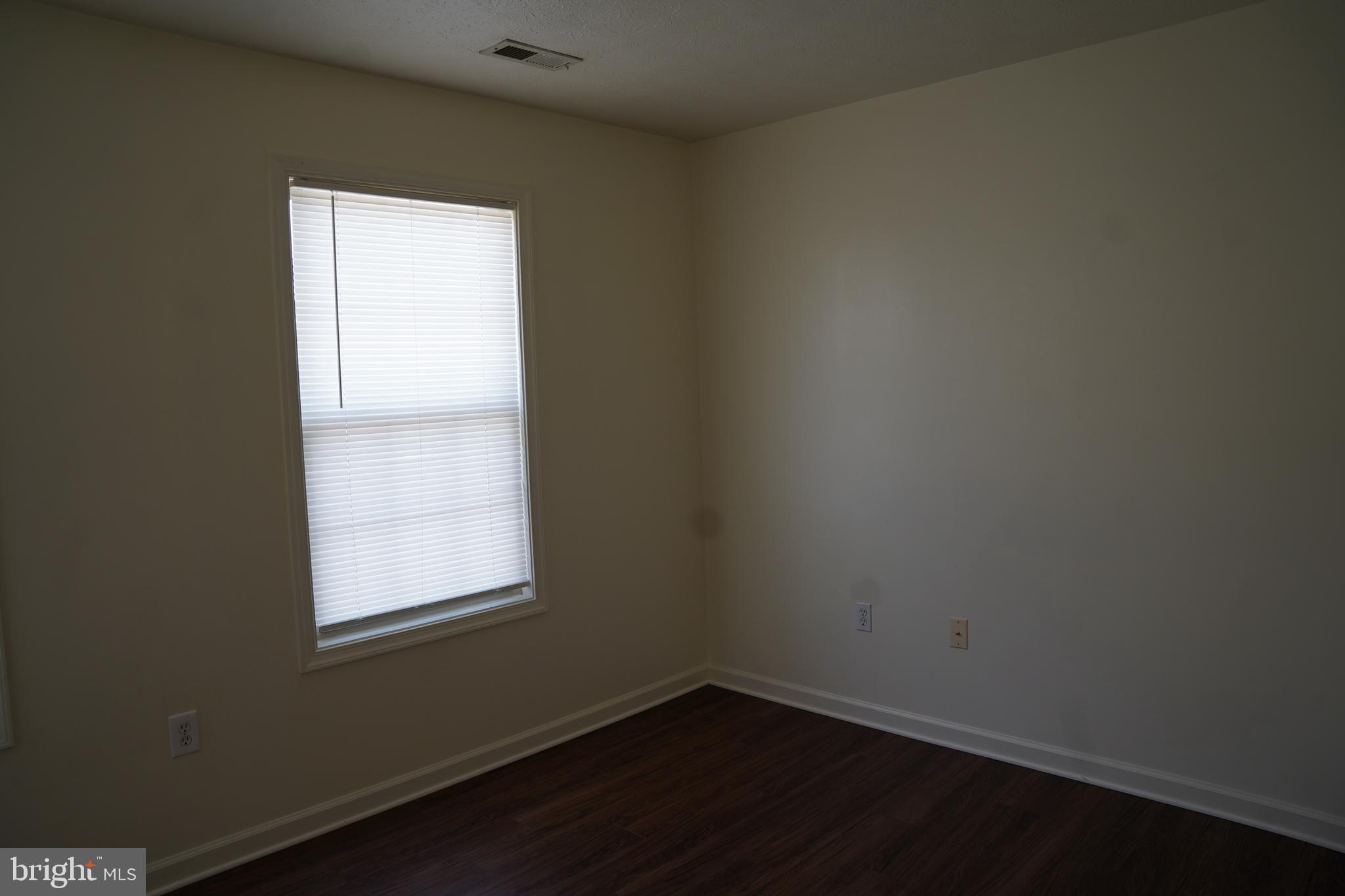 SULPHUR SPRINGS TOWNHOMES - Residential Lease