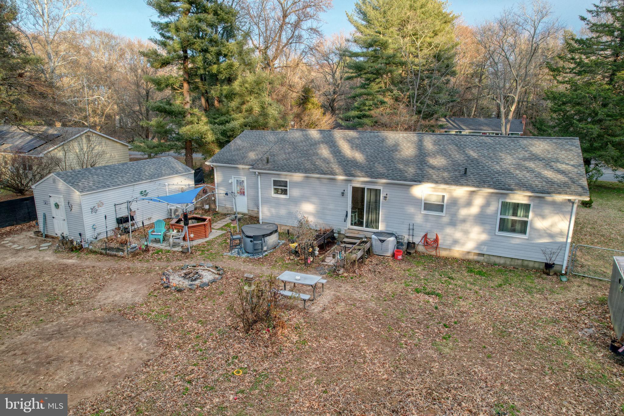 CHESTER HARBOR - Residential