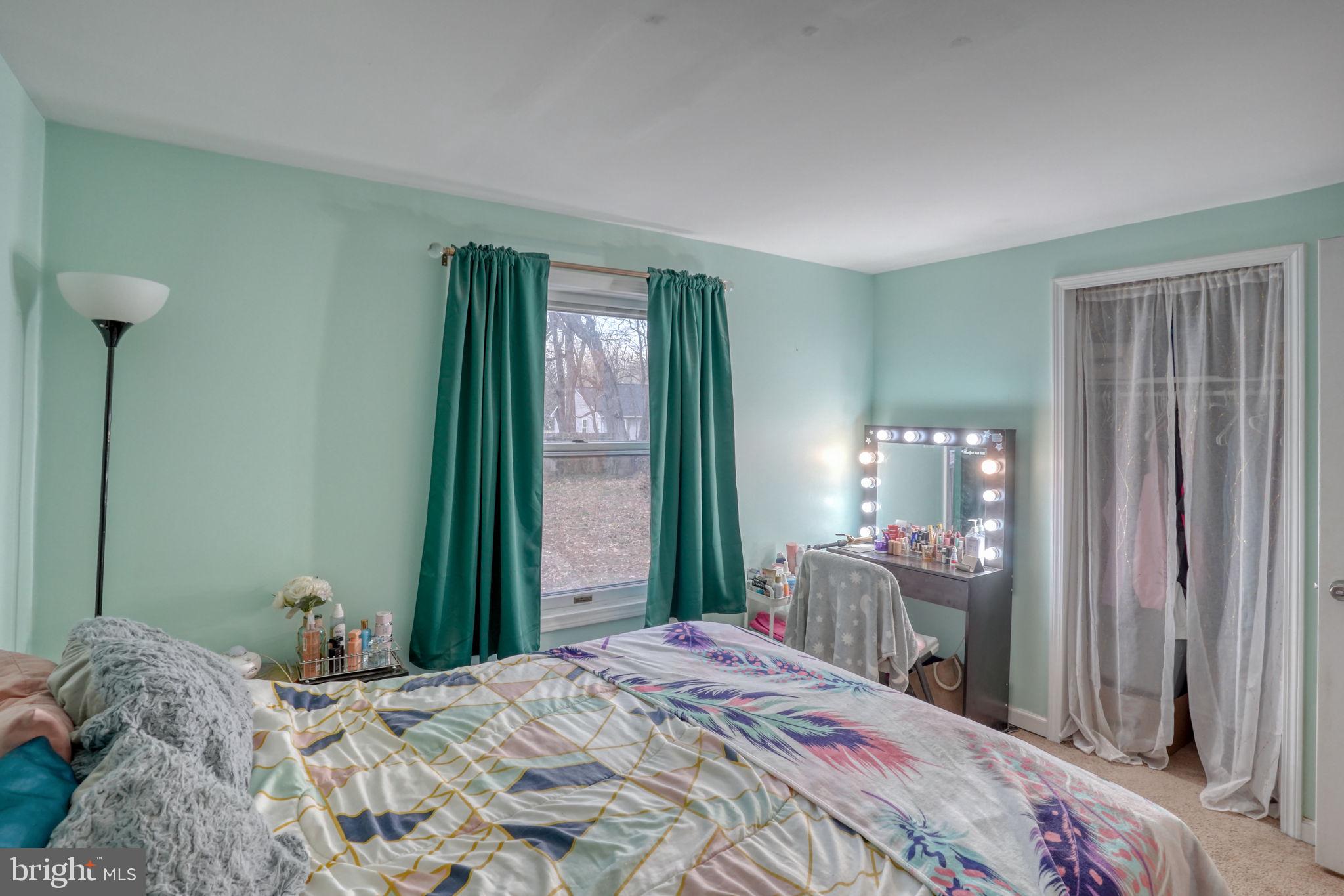 CHESTER HARBOR - Residential