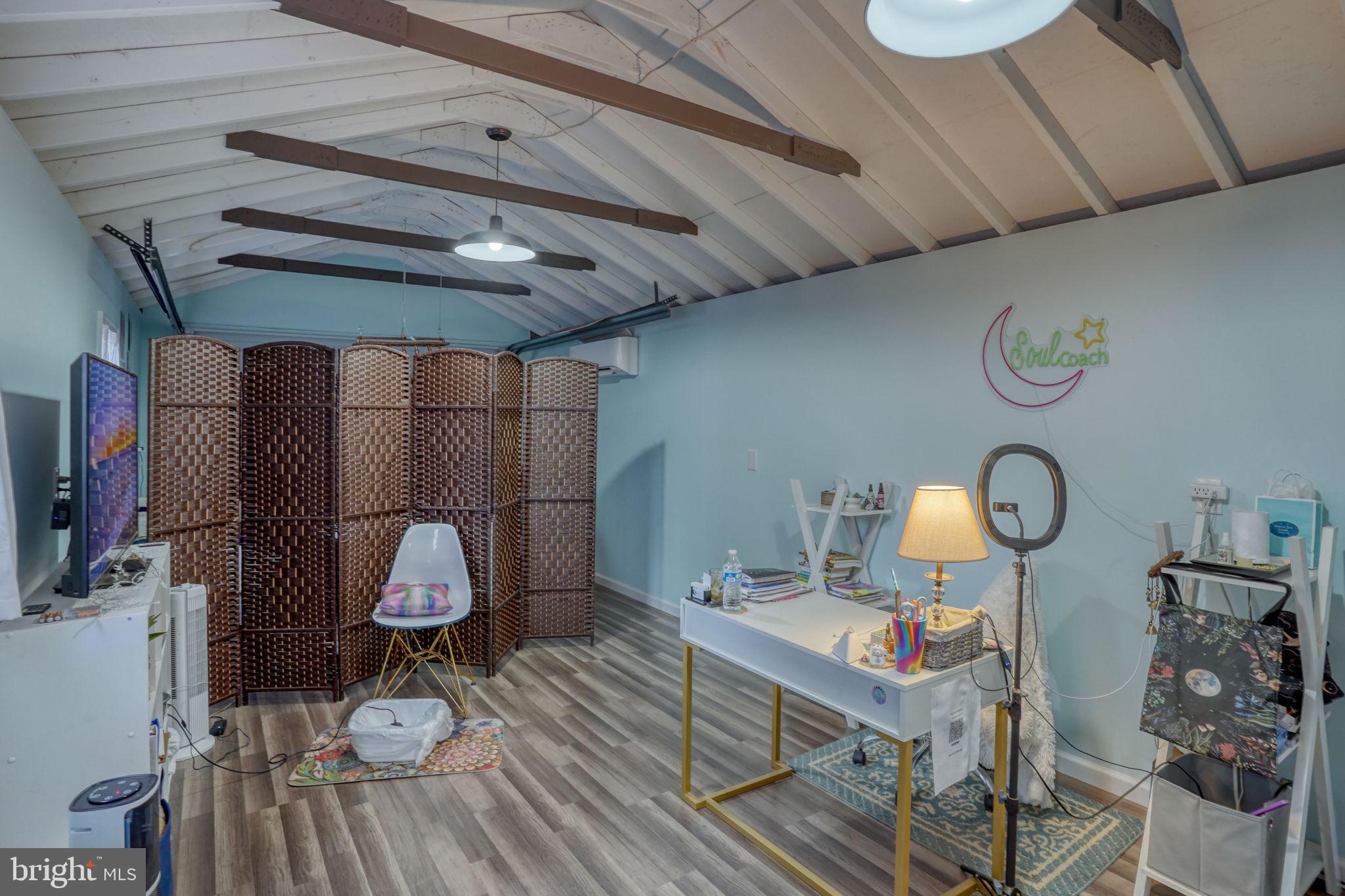 CHESTER HARBOR - Residential