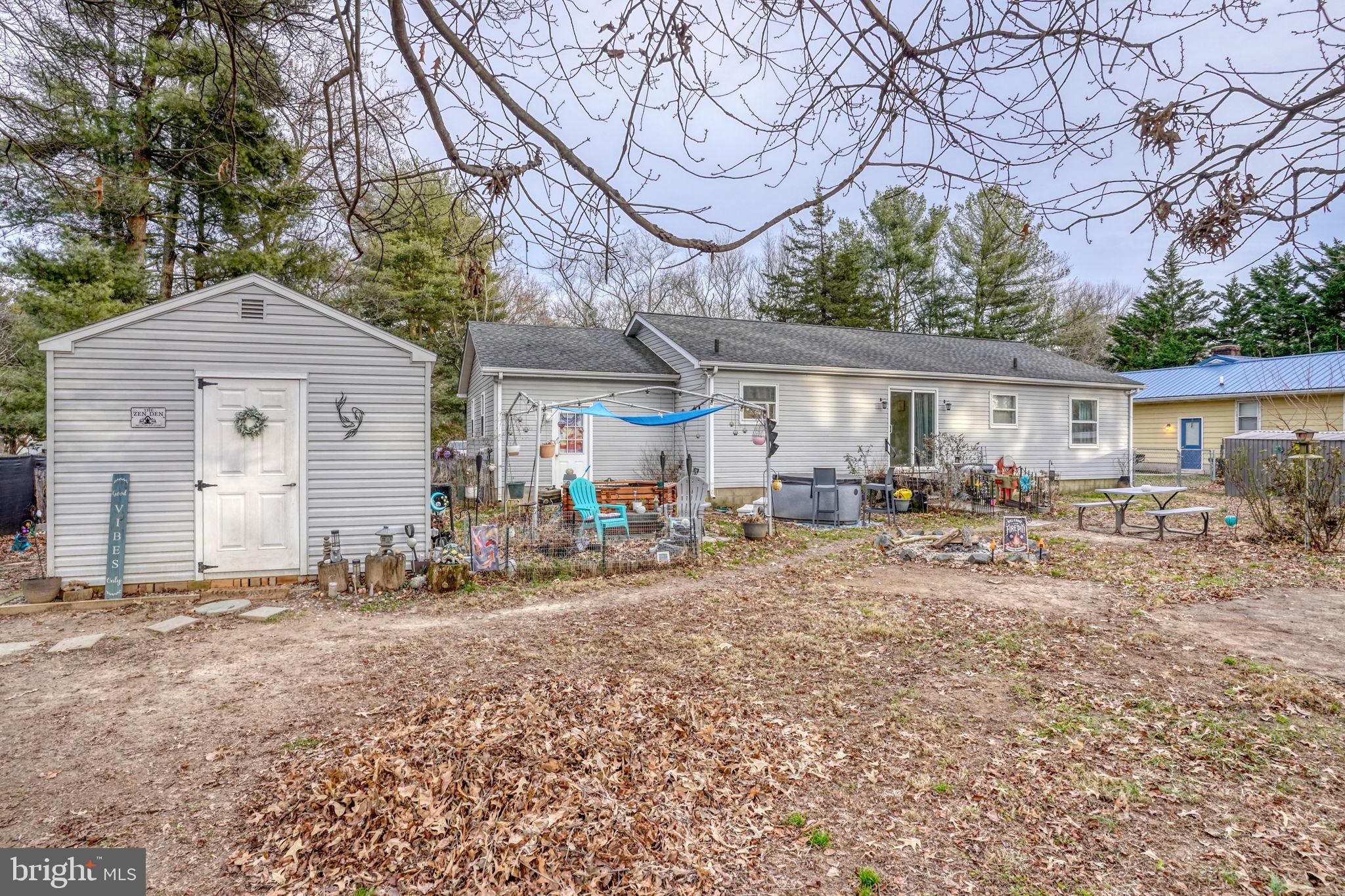 CHESTER HARBOR - Residential