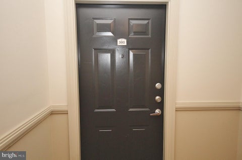 Condo For Rent - 9486 Virginia Center Boulevard #202<br/> VIENNA, VA 22181