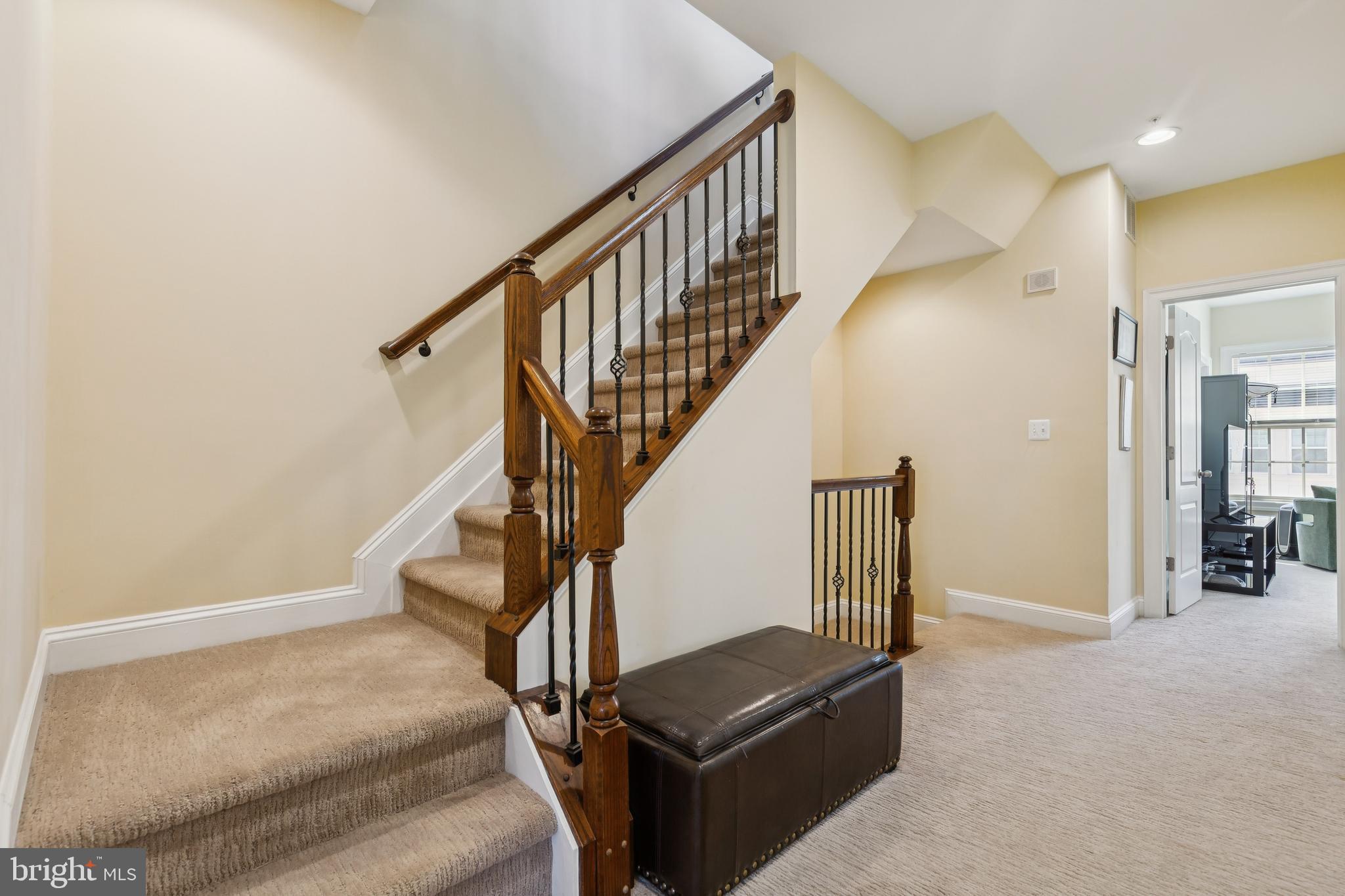 POTOMAC OVERLOOK CONDO - Residential Lease