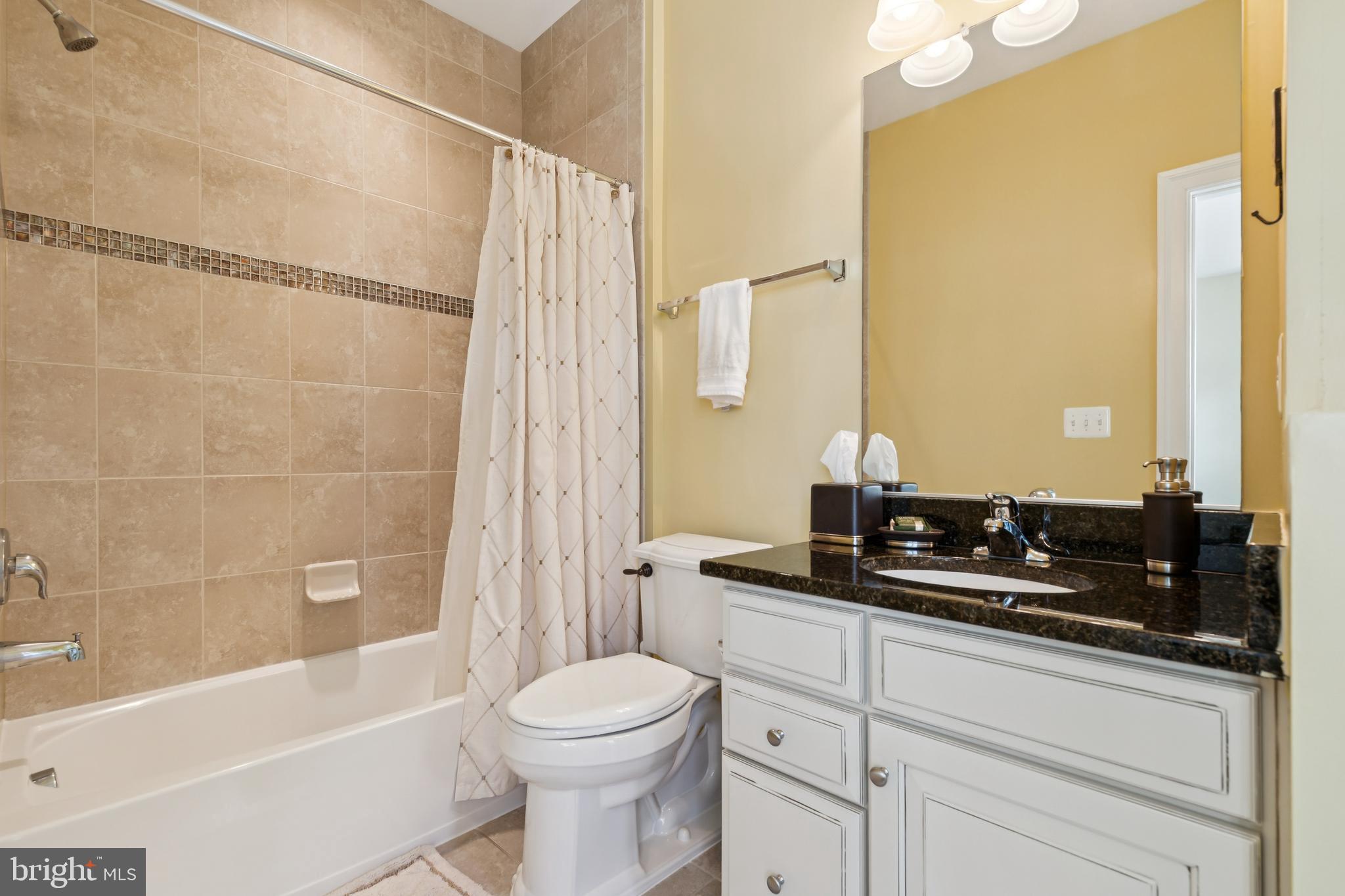 POTOMAC OVERLOOK CONDO - Residential Lease