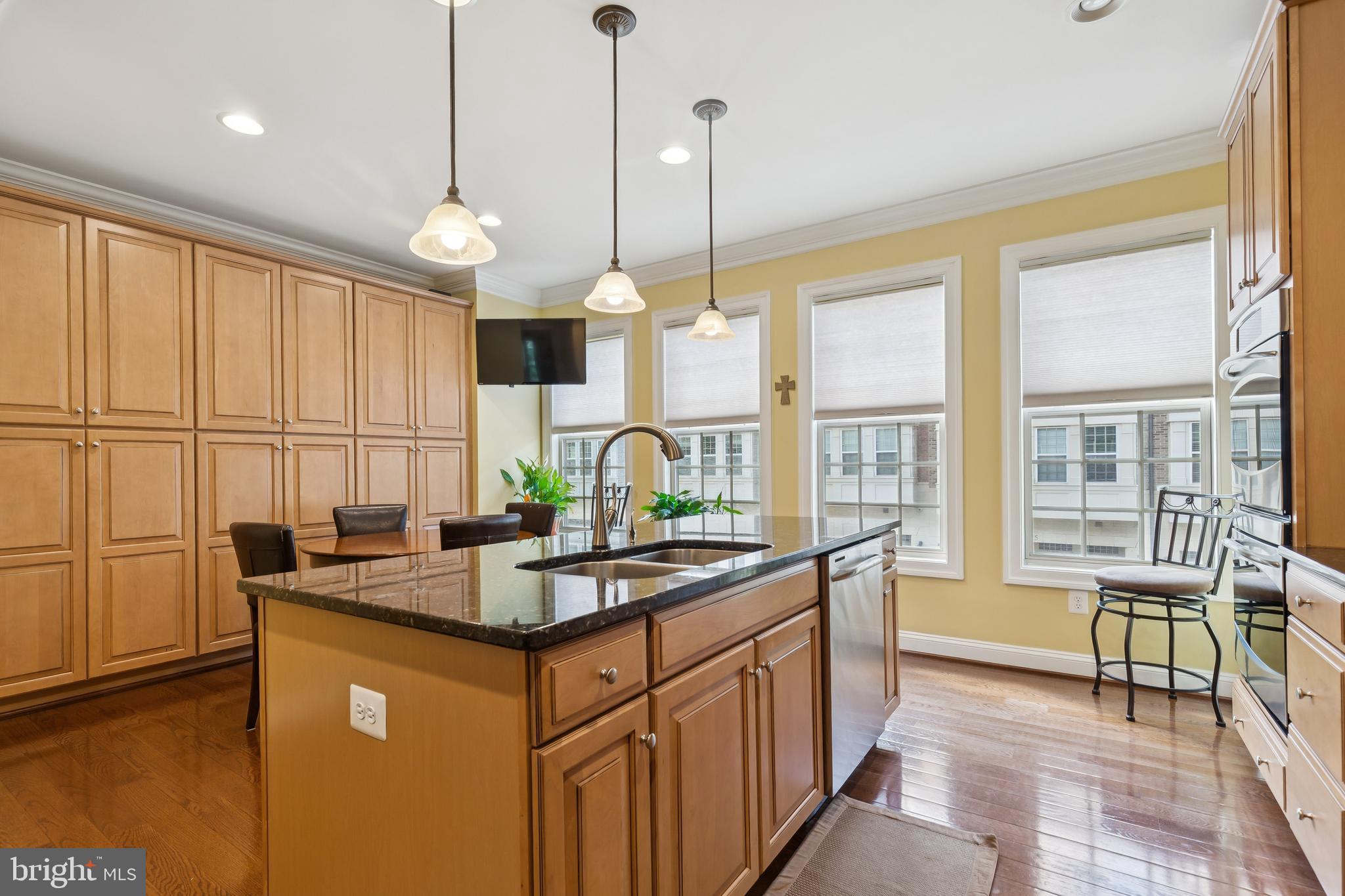 POTOMAC OVERLOOK CONDO - Residential Lease