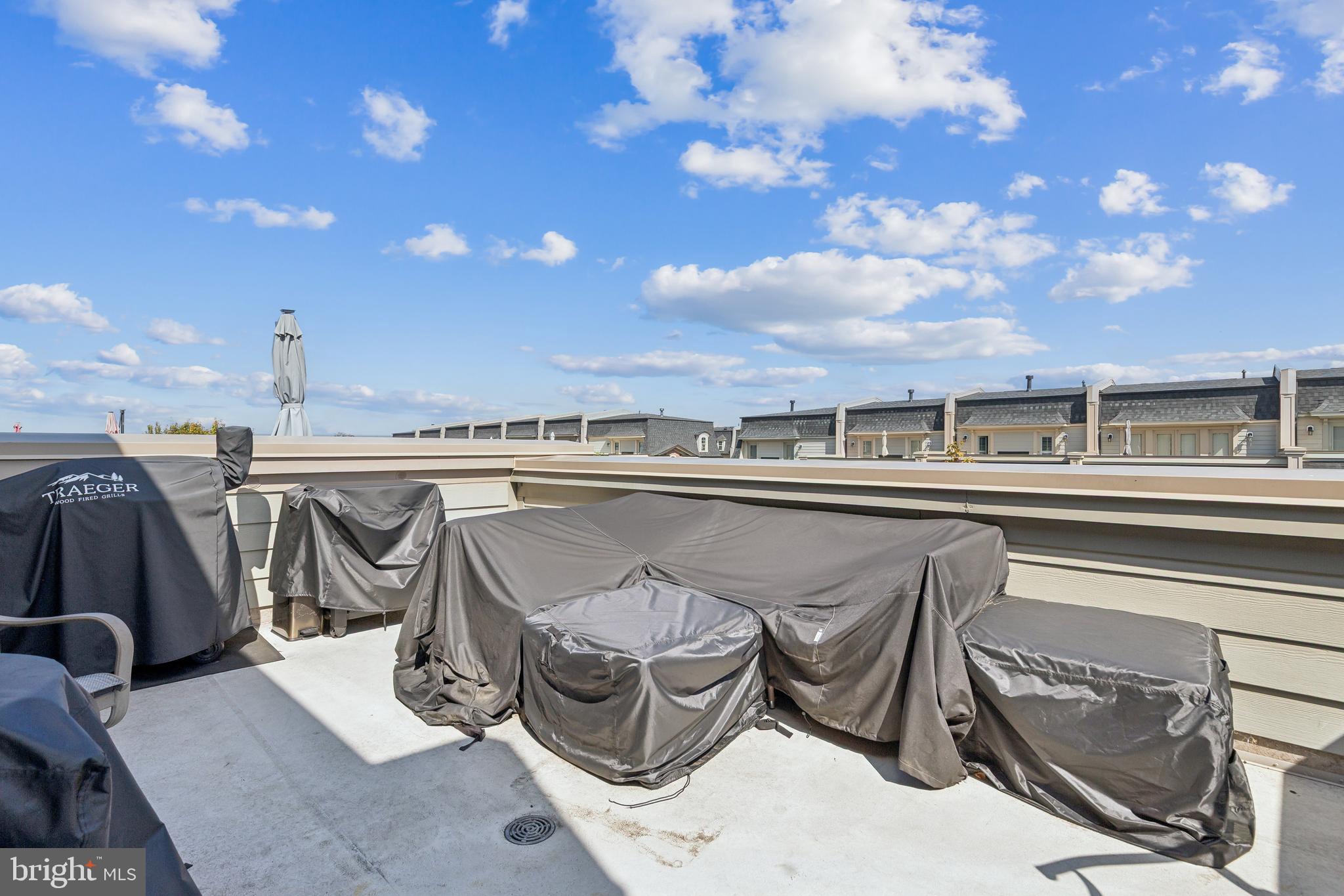 POTOMAC OVERLOOK CONDO - Residential Lease