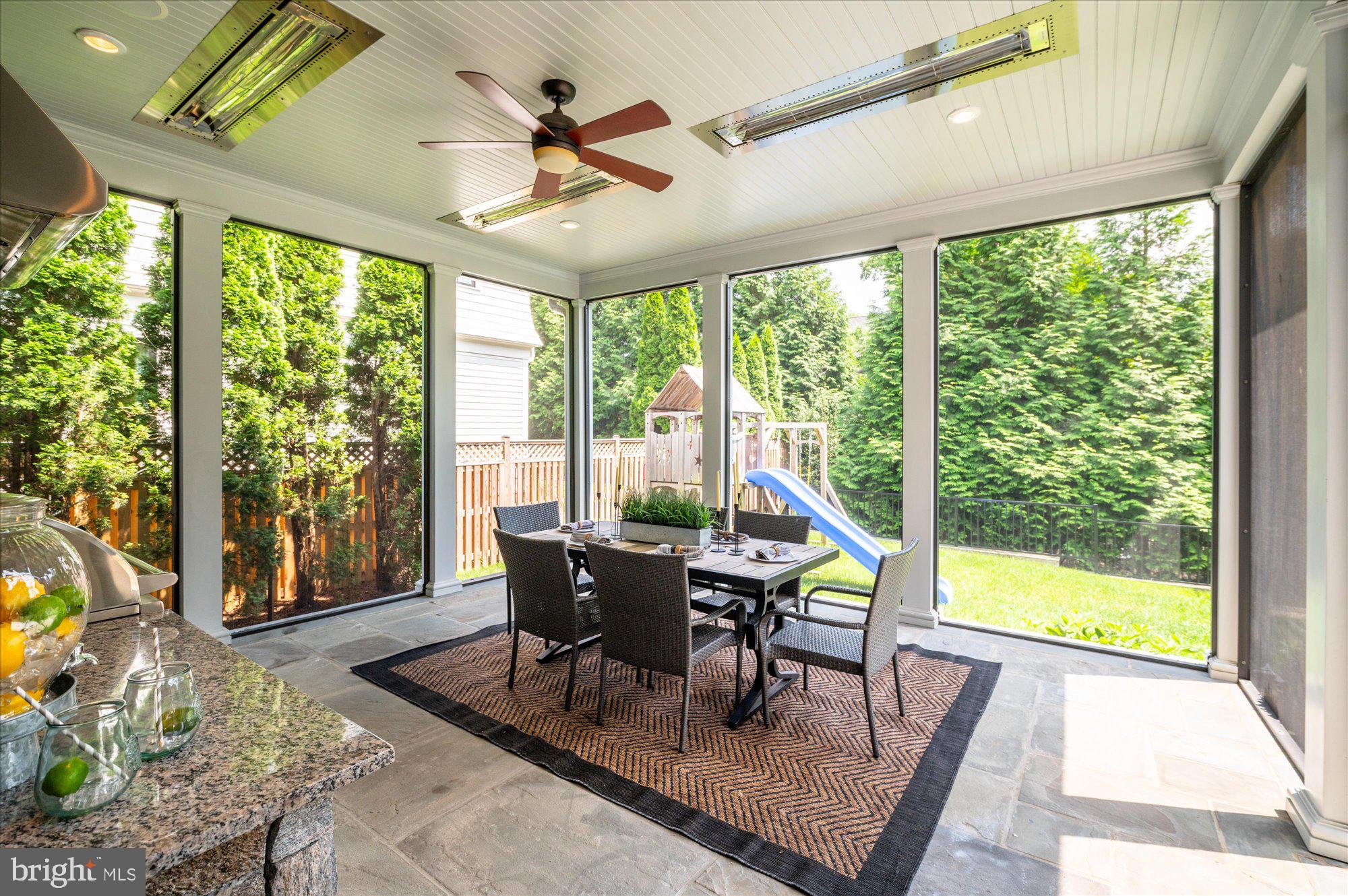 BRADLEY HILLS - Residential