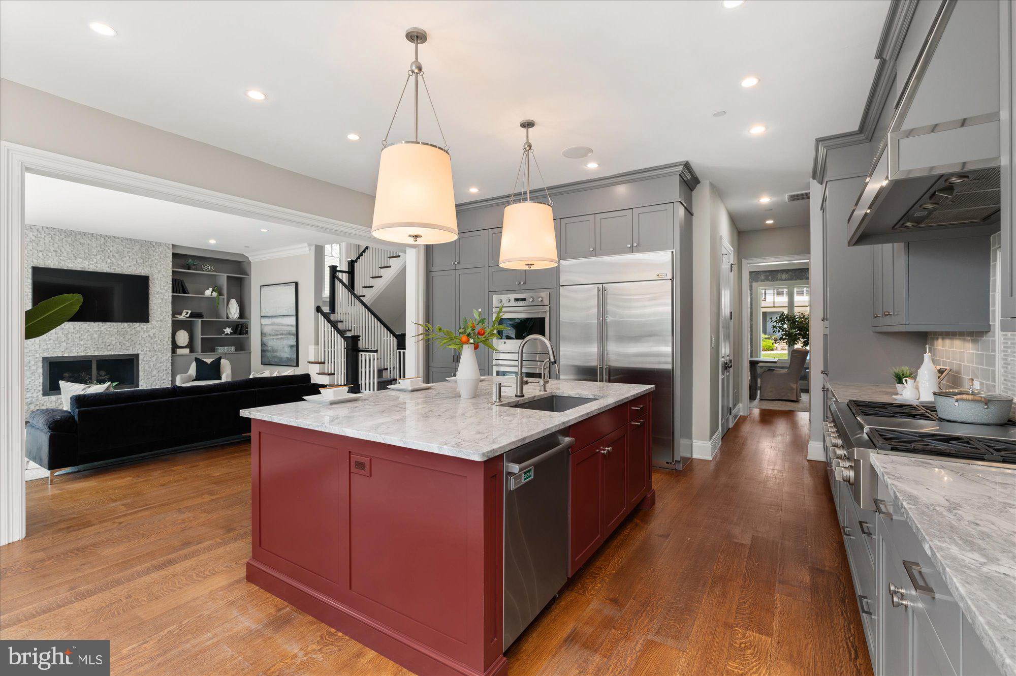 BRADLEY HILLS - Residential