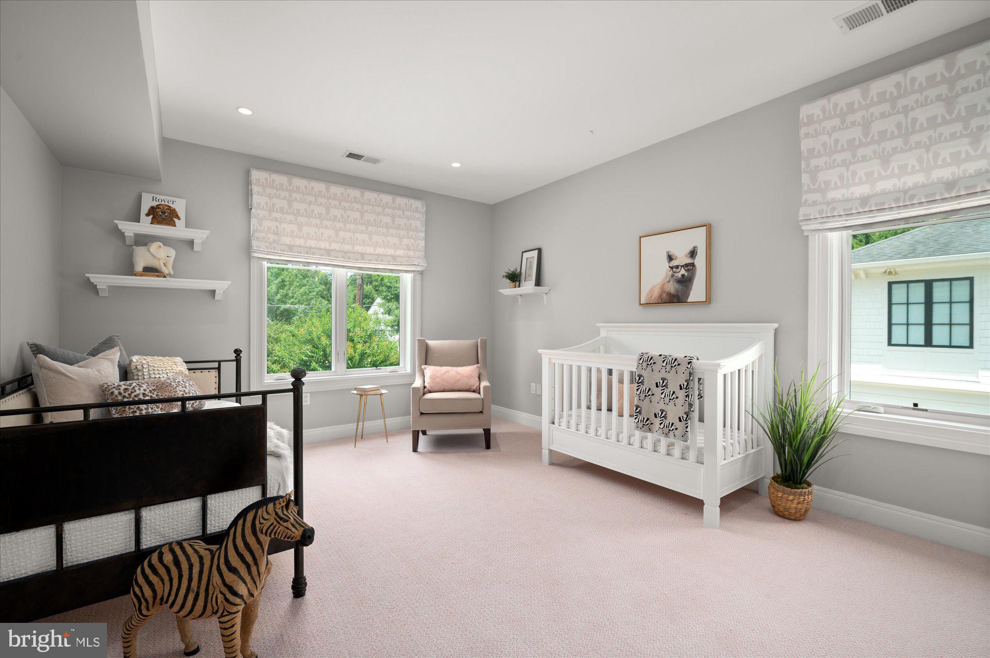 BRADLEY HILLS - Residential