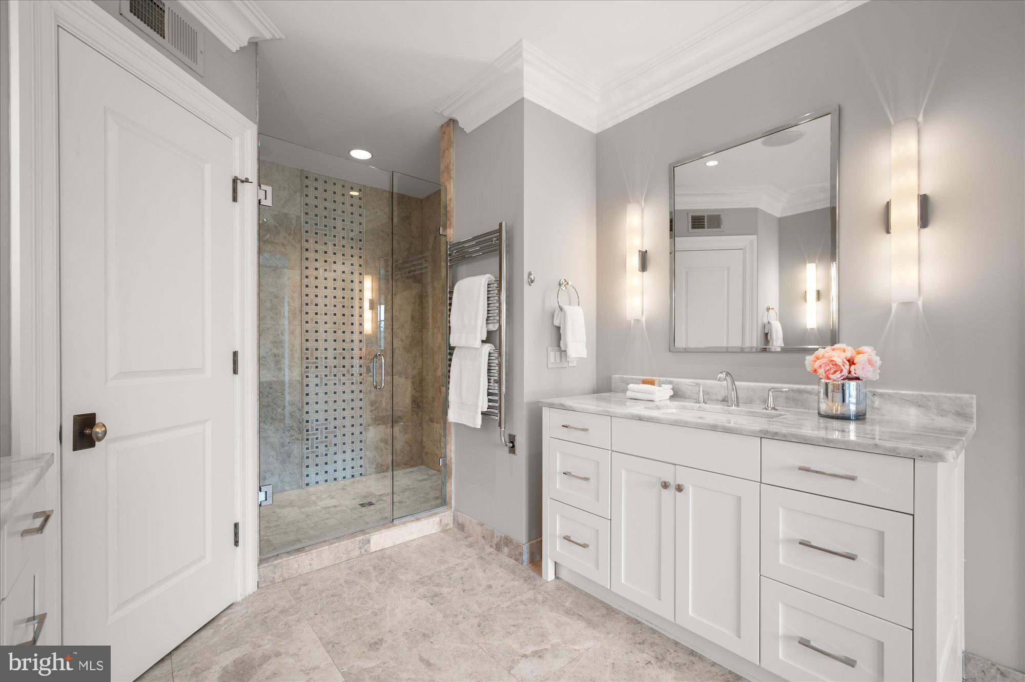 BRADLEY HILLS - Residential