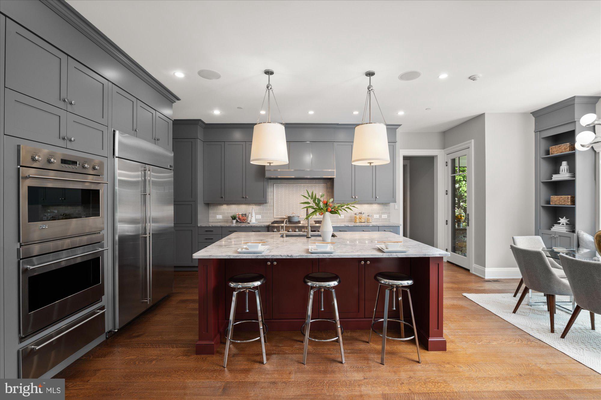 BRADLEY HILLS - Residential