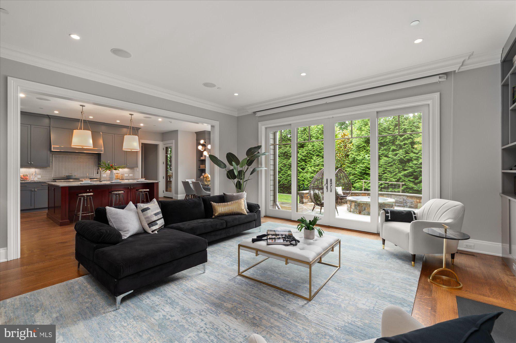 BRADLEY HILLS - Residential