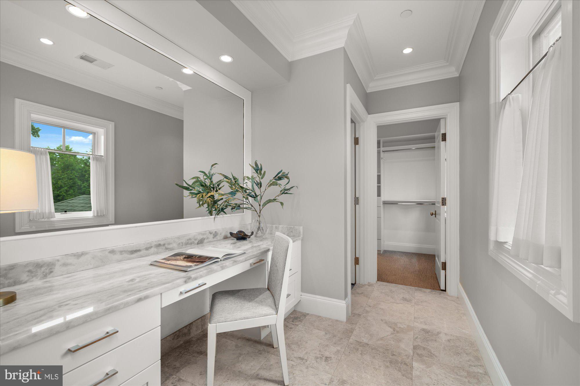 BRADLEY HILLS - Residential