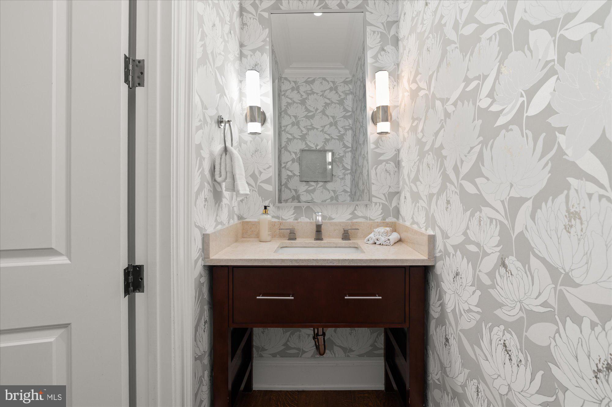 BRADLEY HILLS - Residential