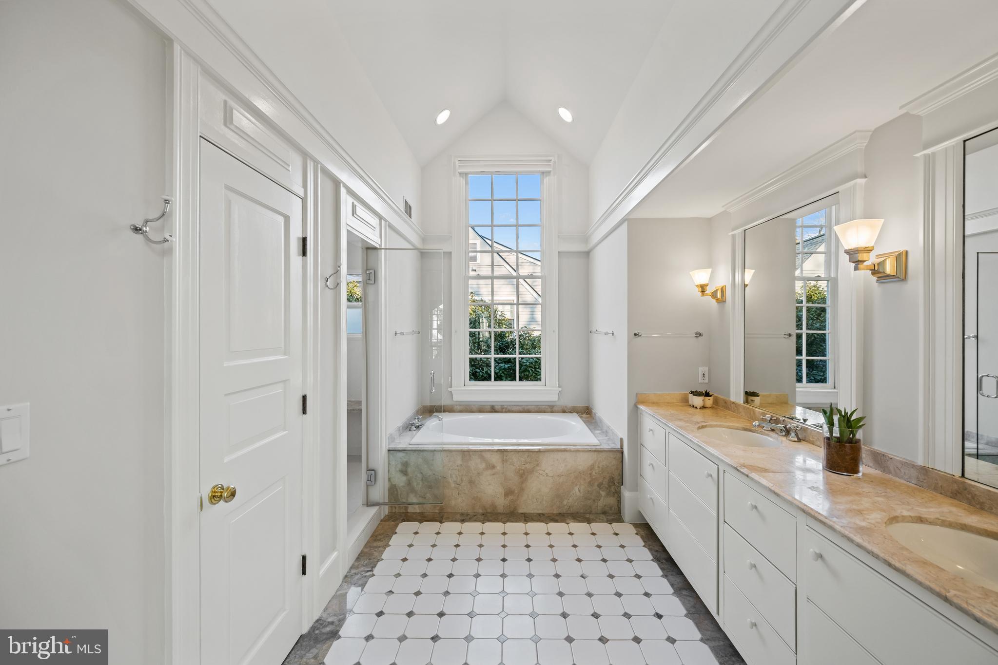 CHEVY CHASE VILLAGE - Residential