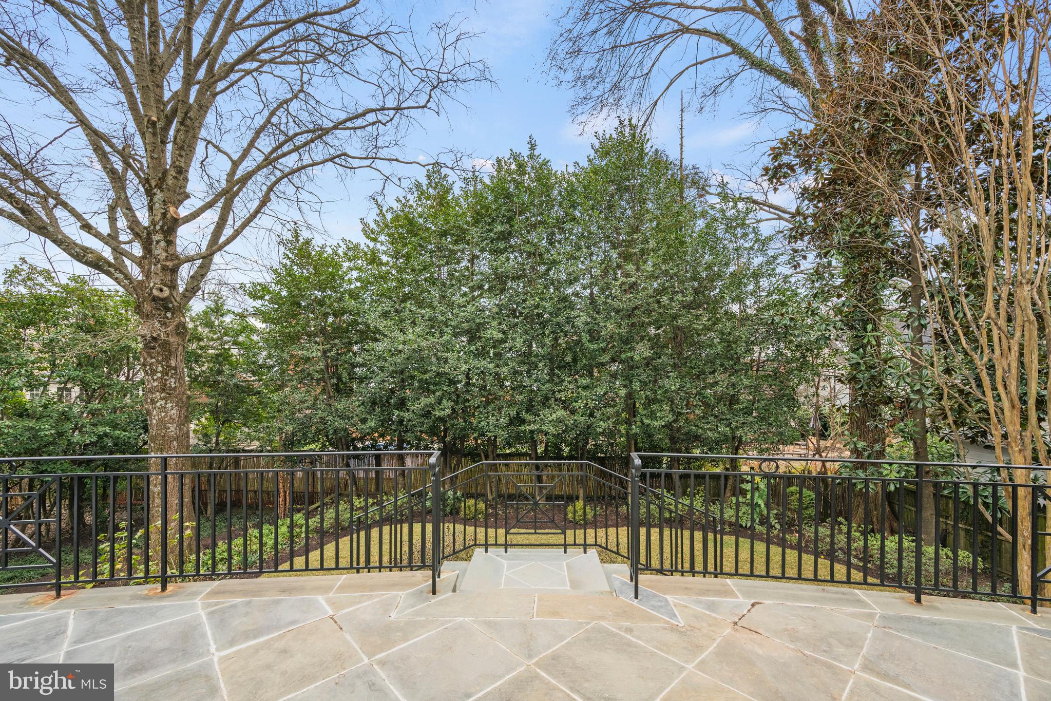 CHEVY CHASE VILLAGE - Residential