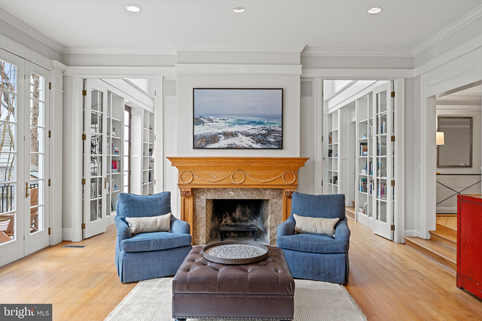 CHEVY CHASE VILLAGE - Residential