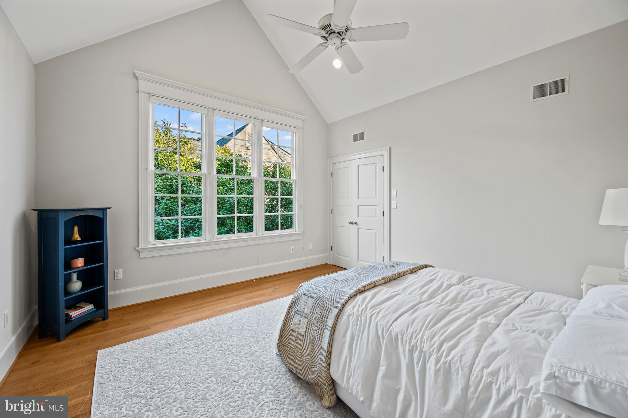 CHEVY CHASE VILLAGE - Residential