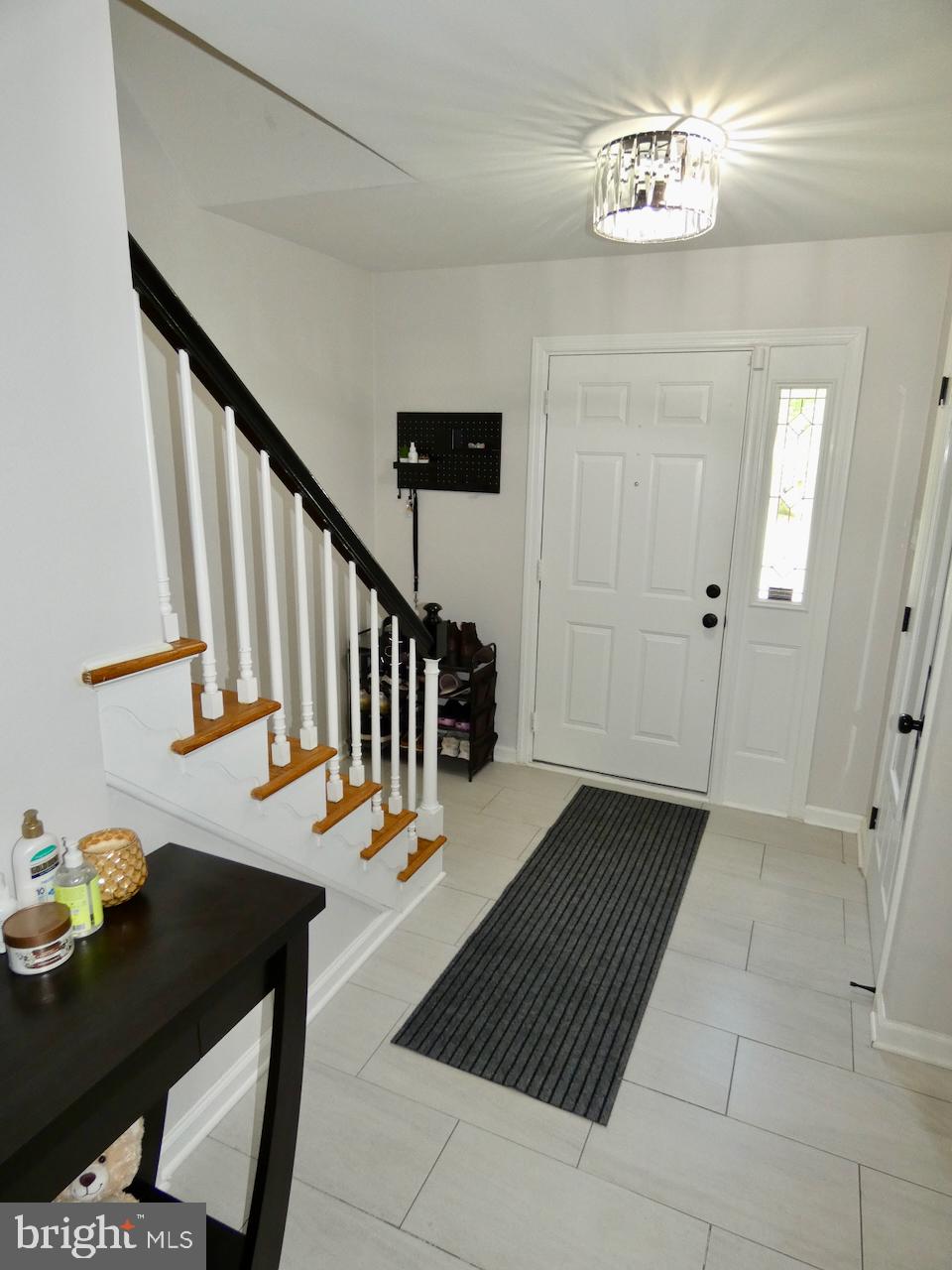 808 ROCK LANE