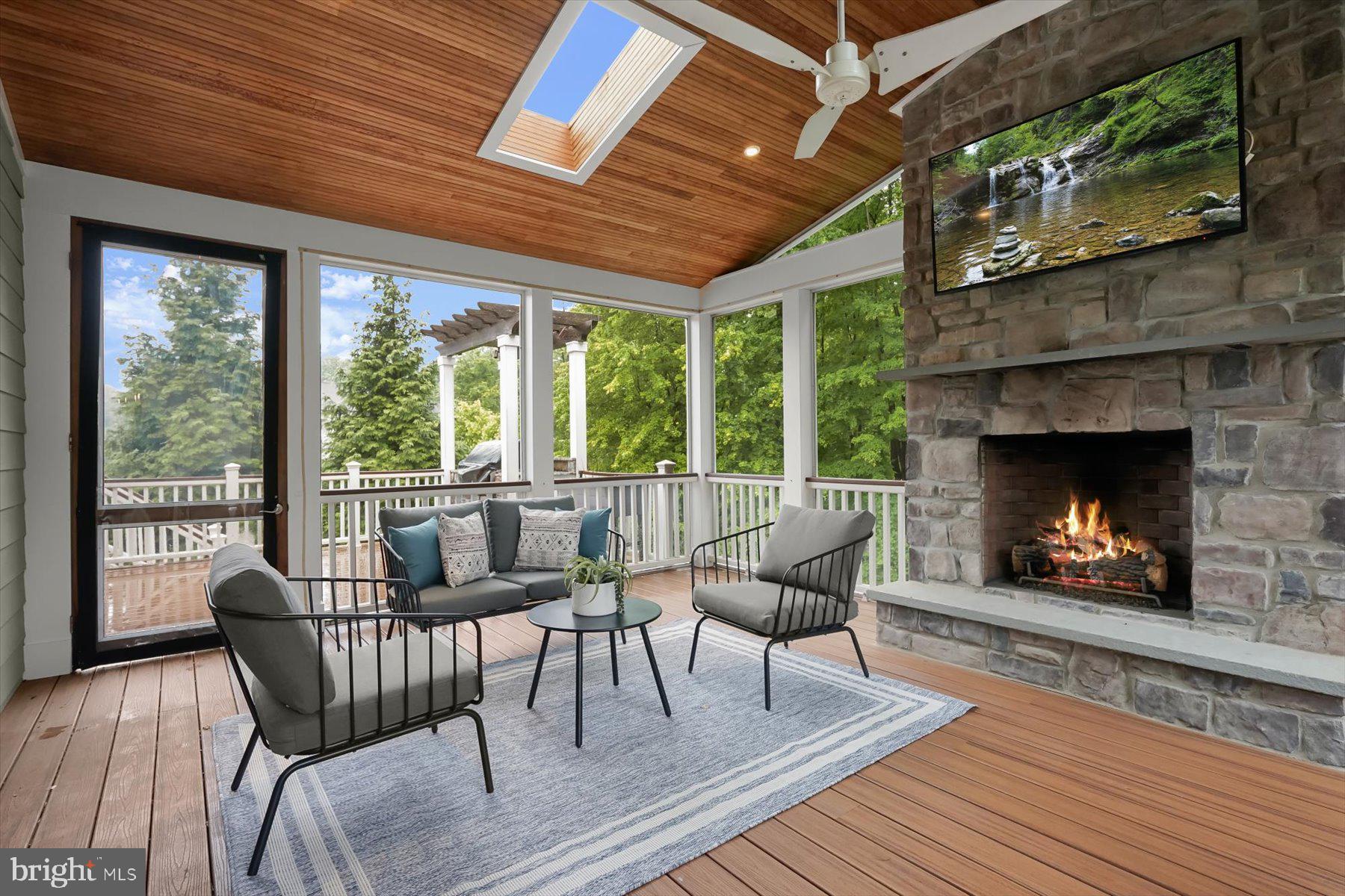 PRESERVE AT SCOTTS RUN - Residential