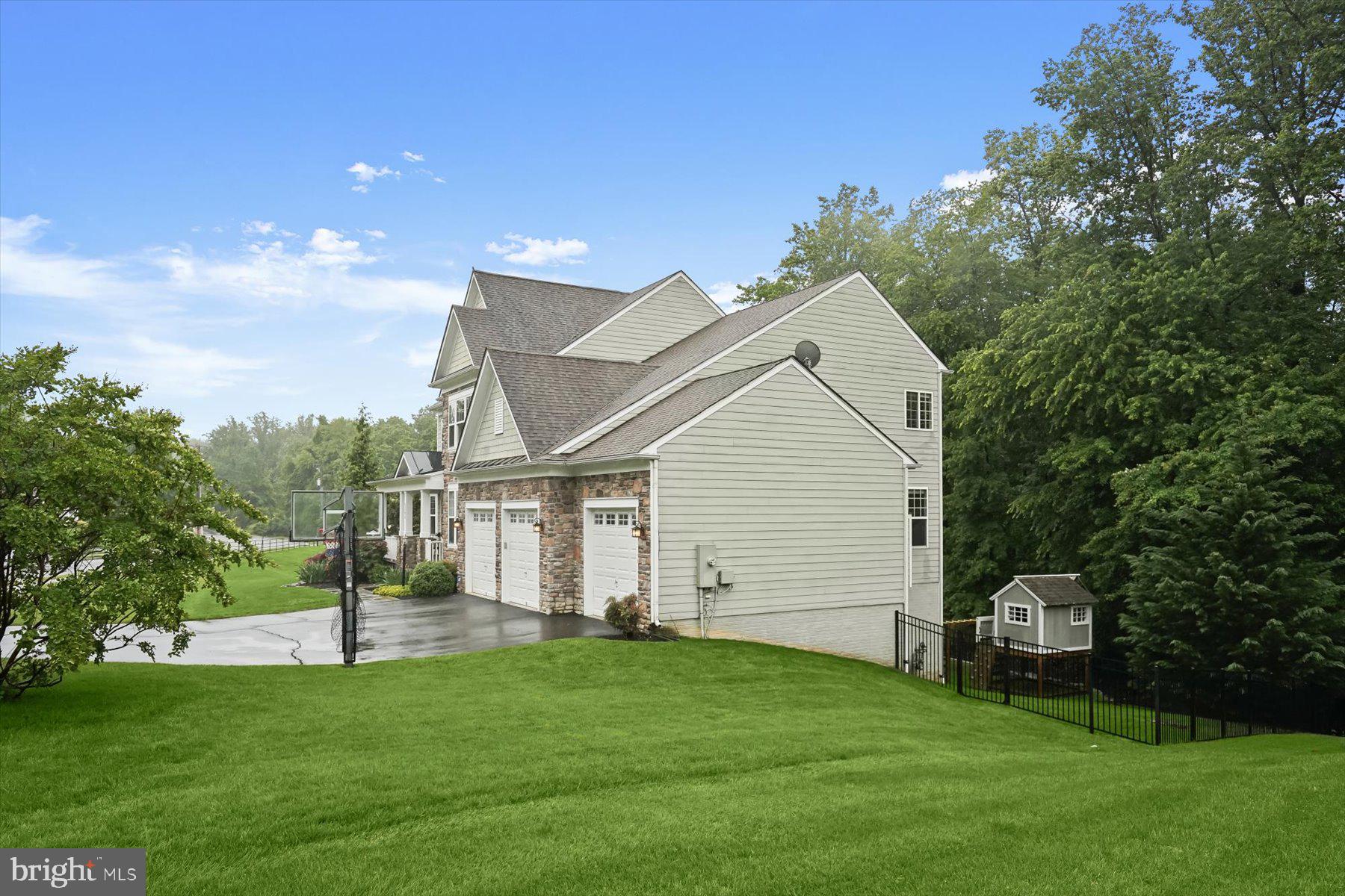 PRESERVE AT SCOTTS RUN - Residential