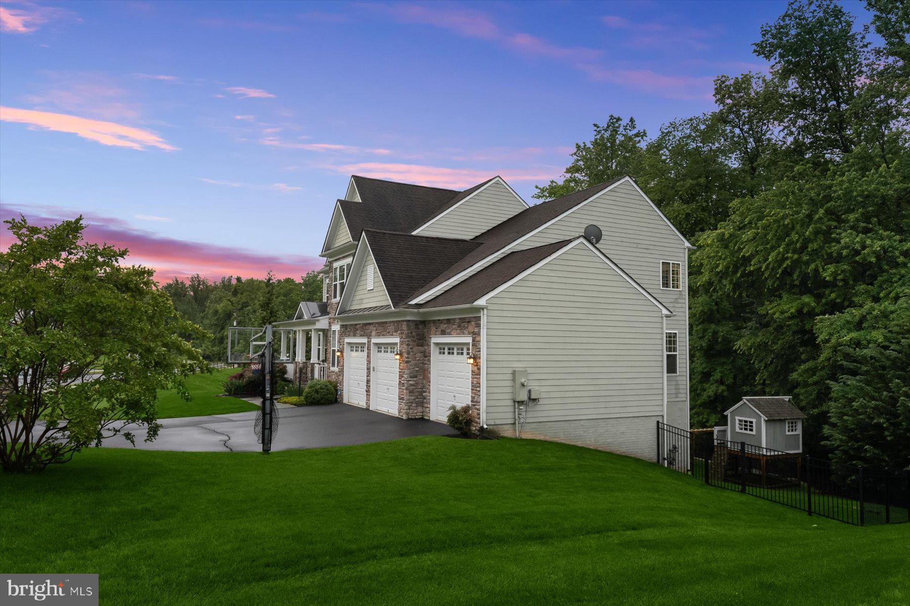 PRESERVE AT SCOTTS RUN - Residential