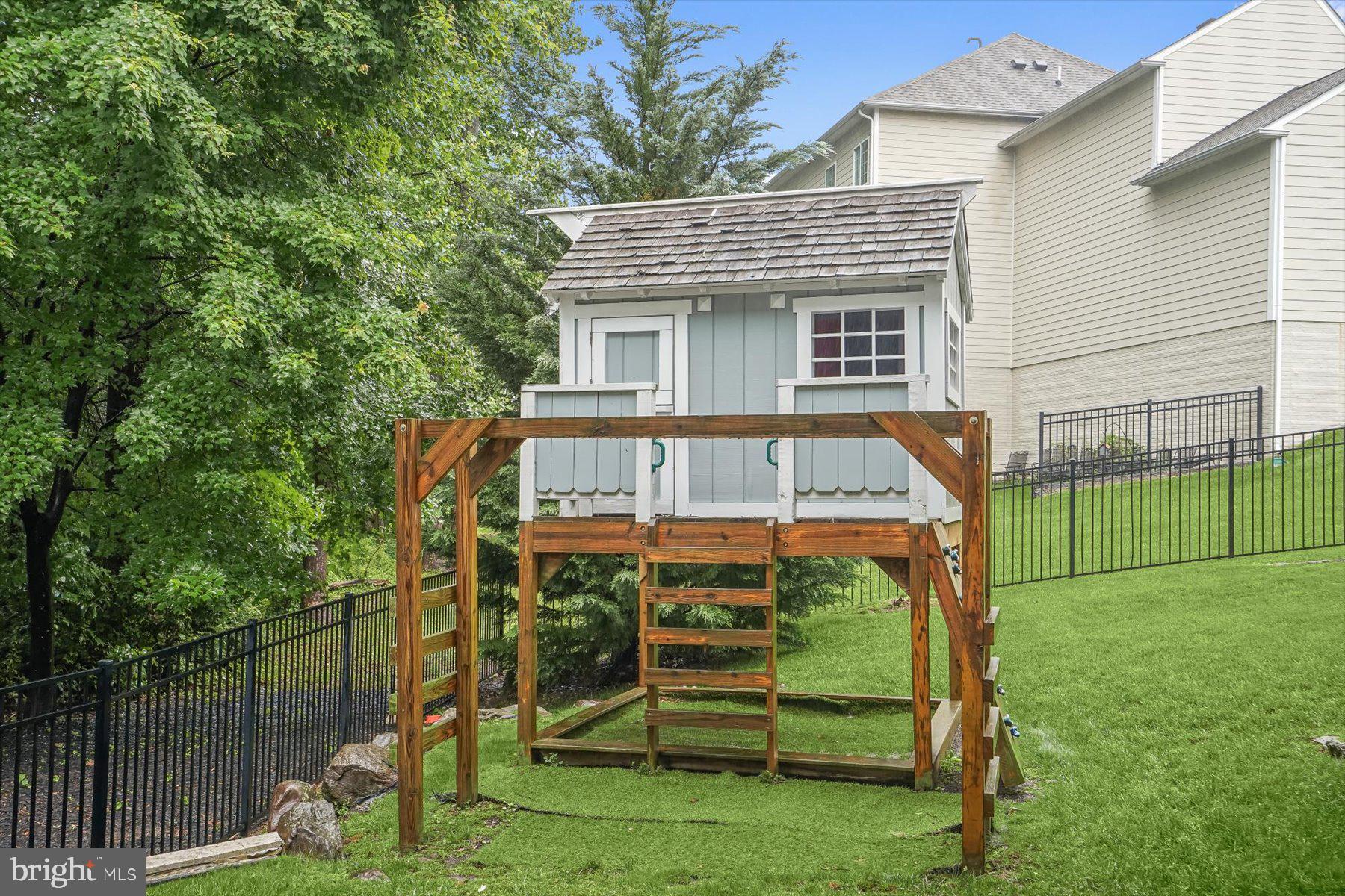 PRESERVE AT SCOTTS RUN - Residential